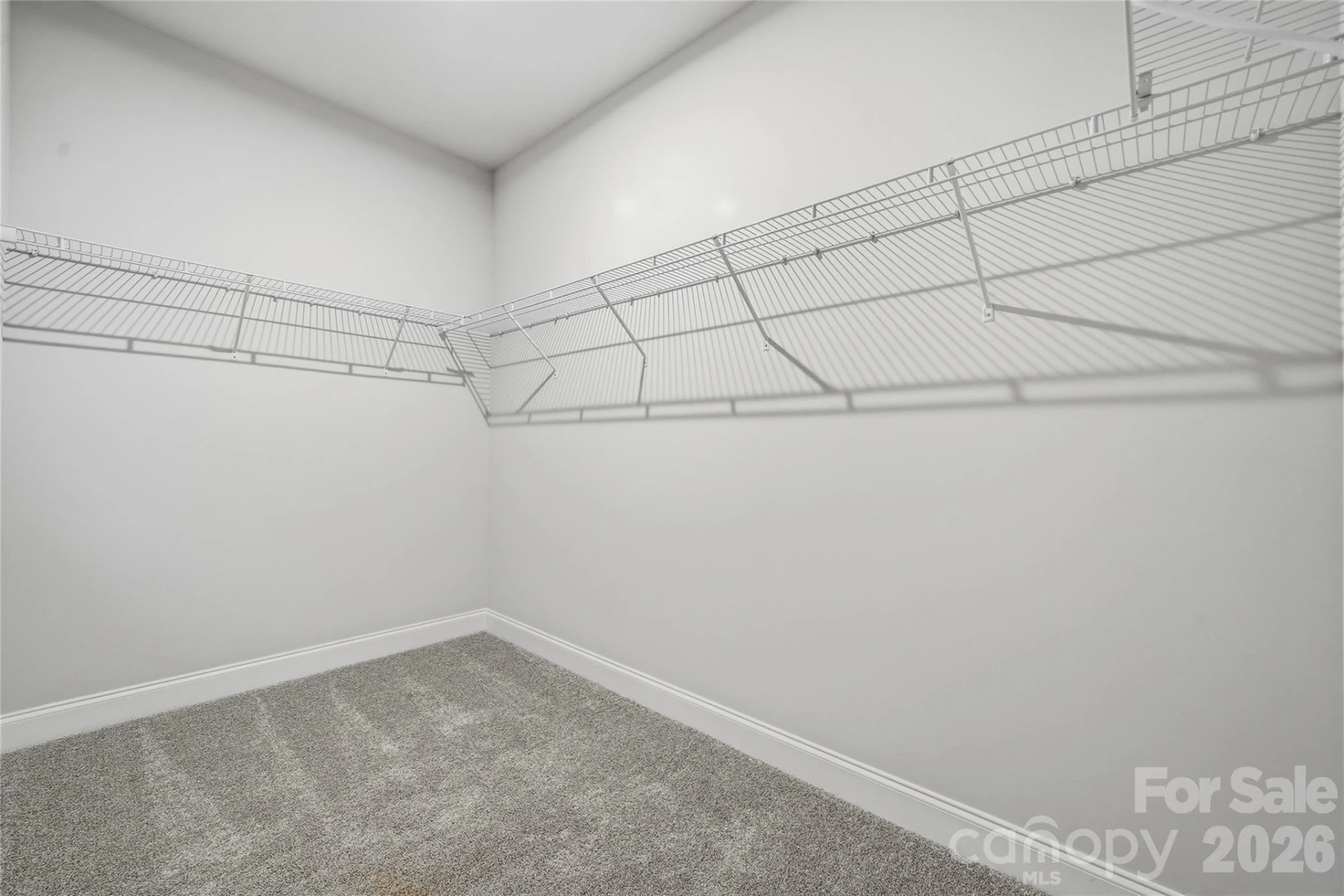 1841 Viewfield Road - Photo 5