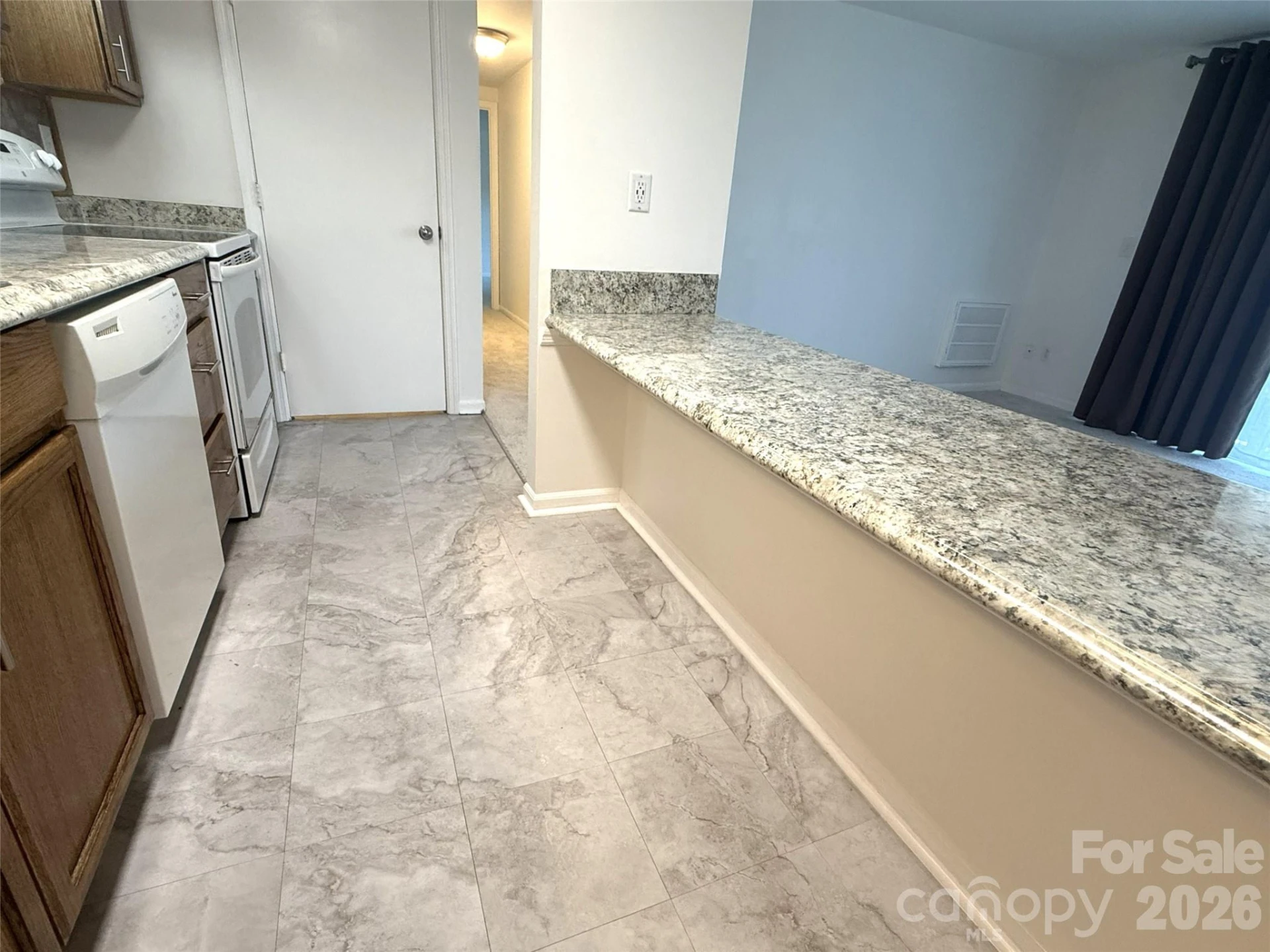 1645 Arlyn Circle #M - Photo 13