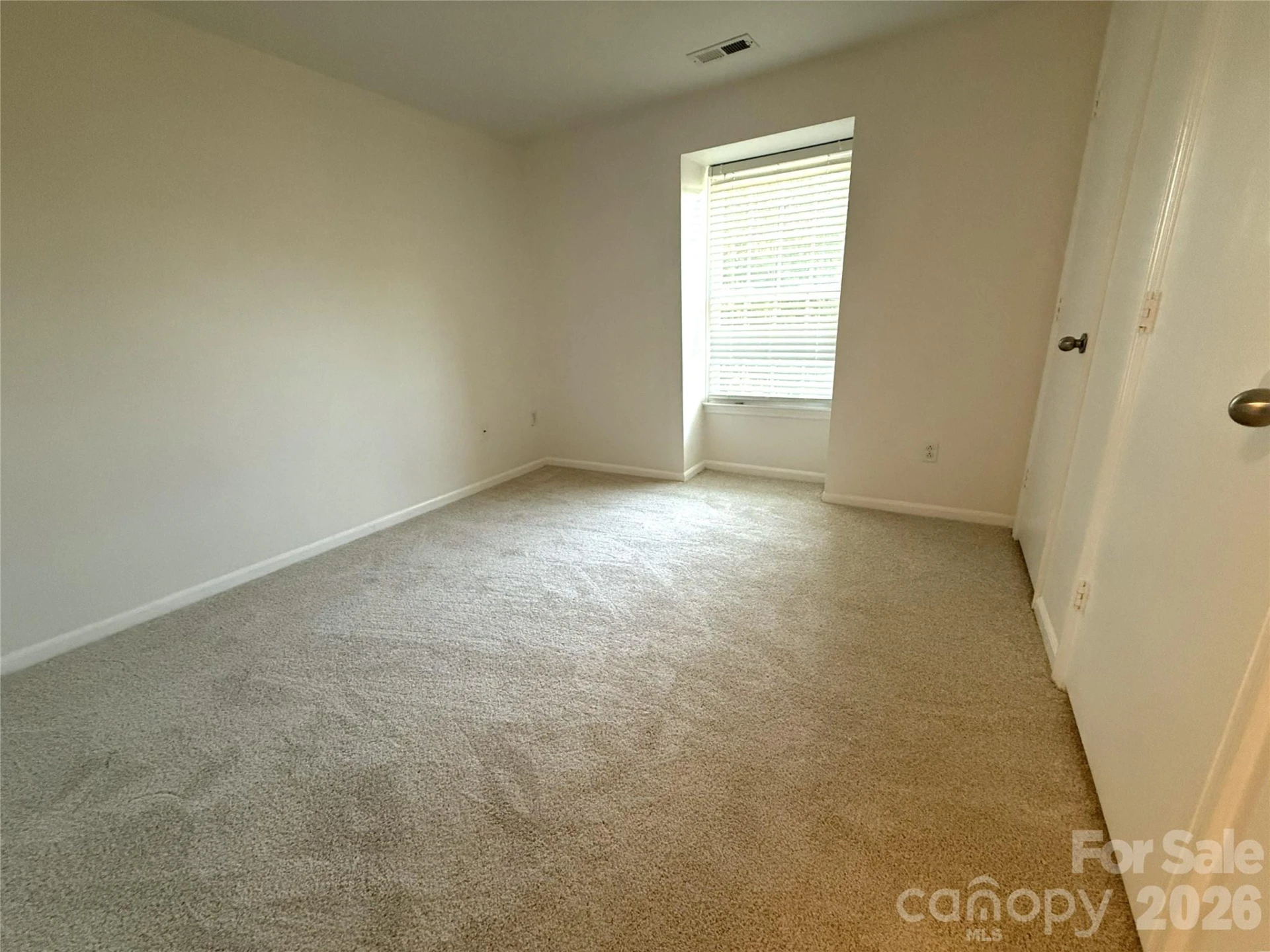 1645 Arlyn Circle #M - Photo 23
