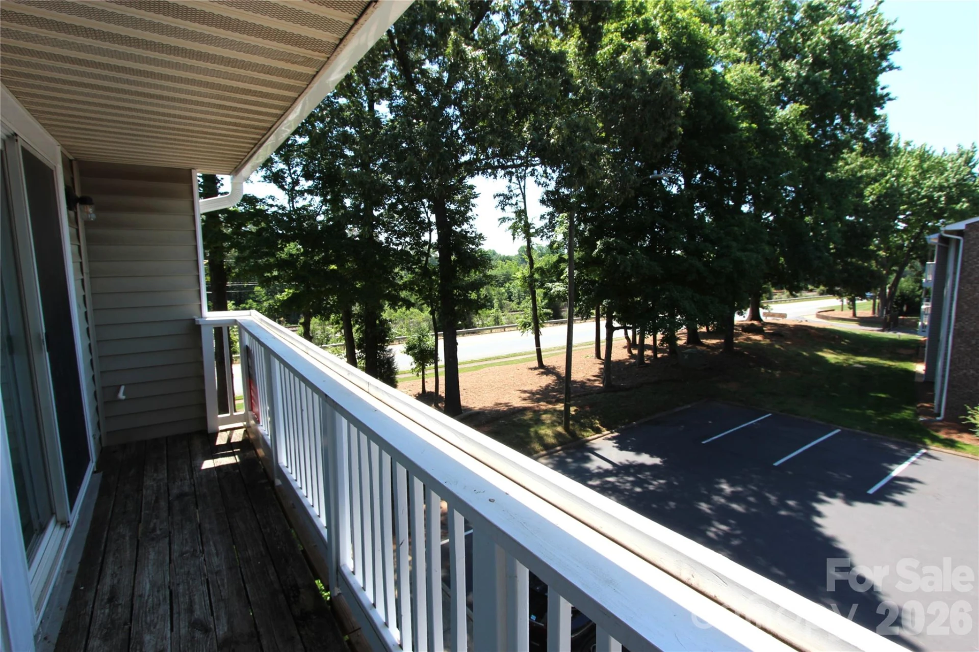 1645 Arlyn Circle #M - Photo 35