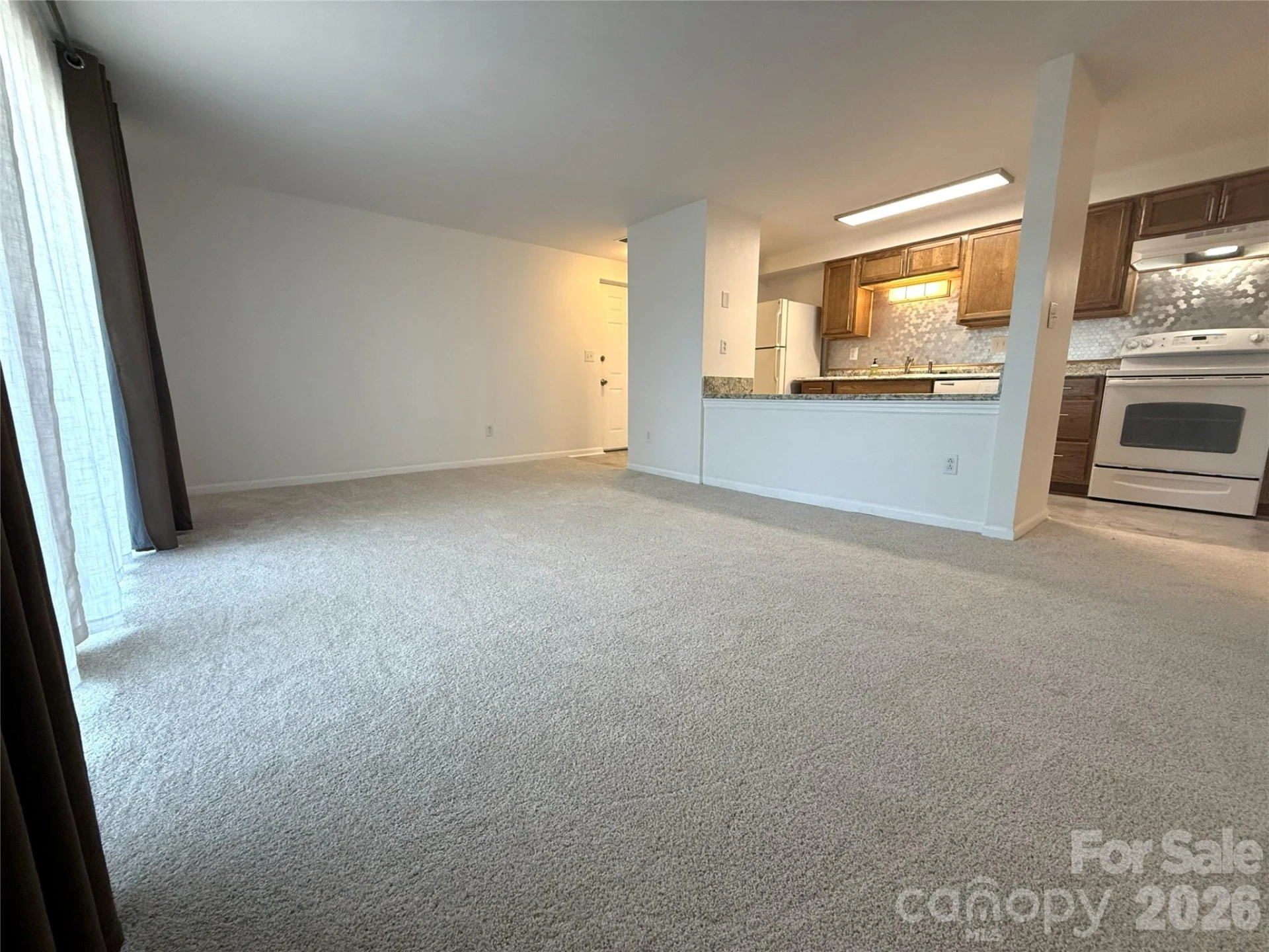 1645 Arlyn Circle #M - Photo 7