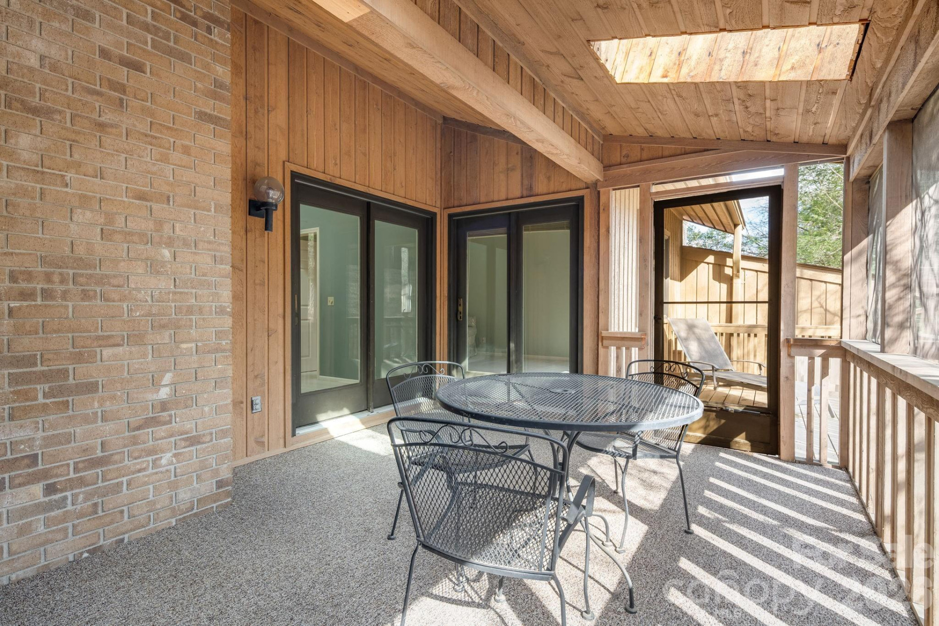 1104 Red Oak Drive - Photo 23