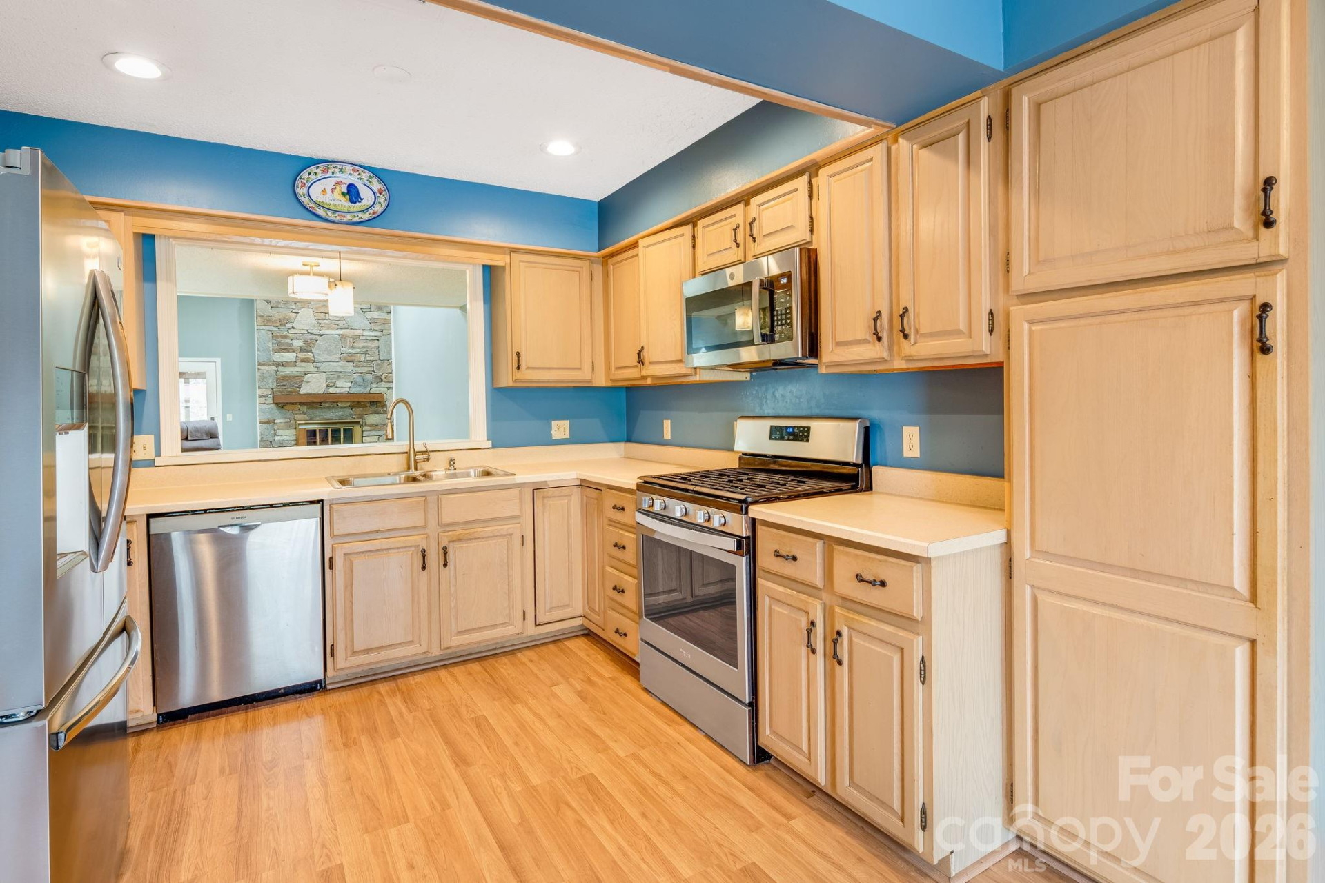 1104 Red Oak Drive - Photo 5