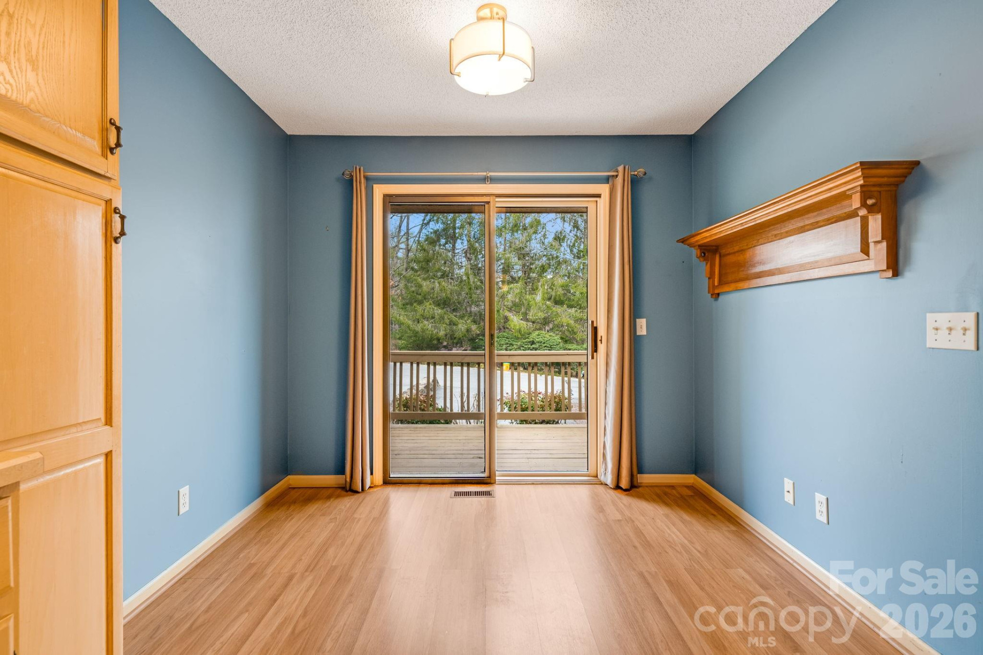 1104 Red Oak Drive - Photo 8