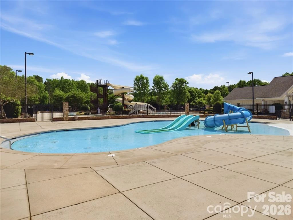 2009 Burton Point Court - Photo 47
