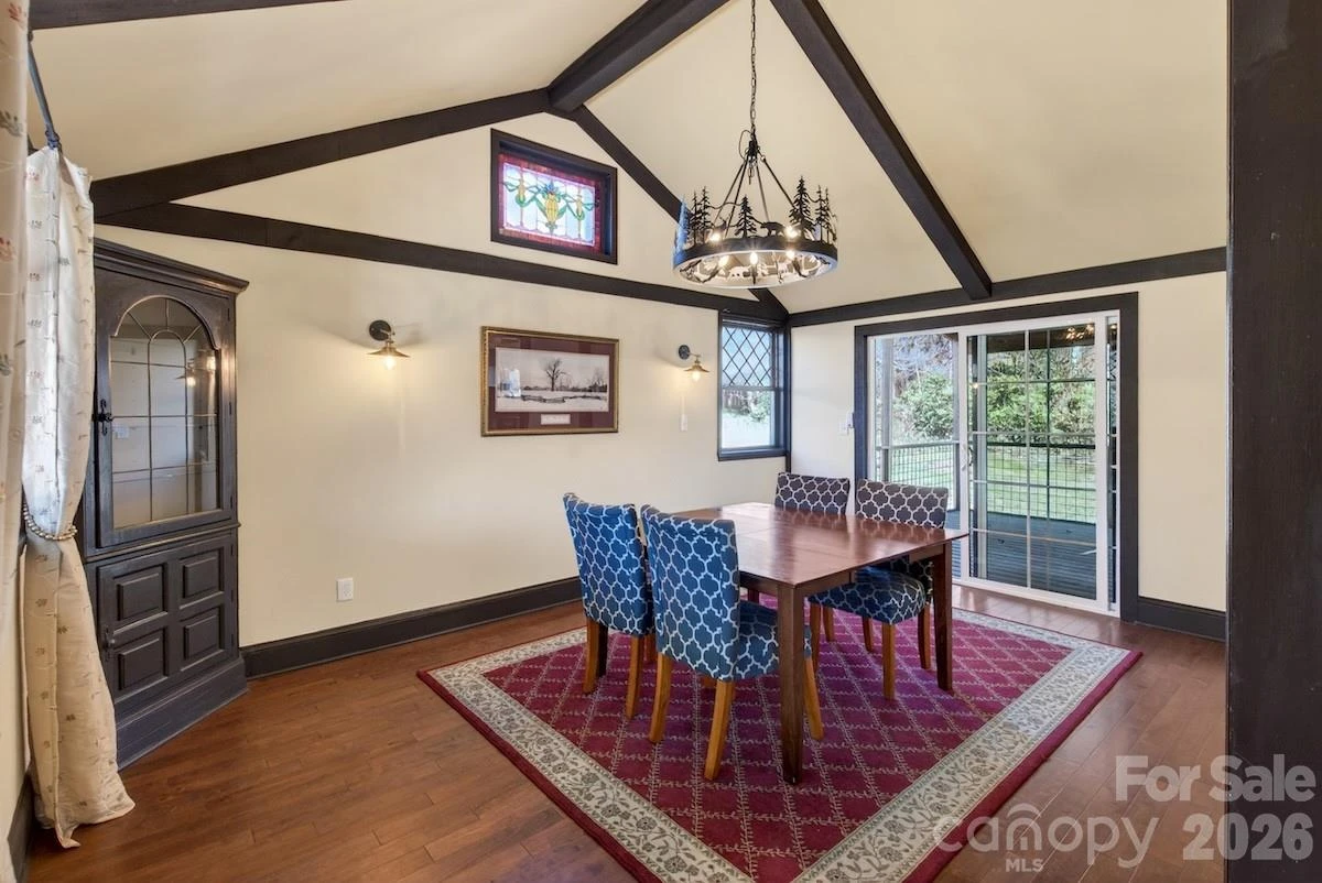 95 Whitney Avenue - Photo 9