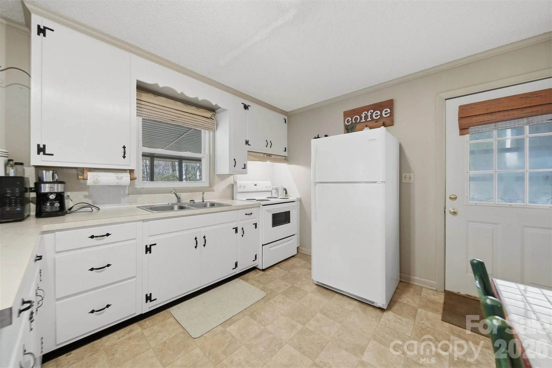 7218 Martin Road - Photo 11