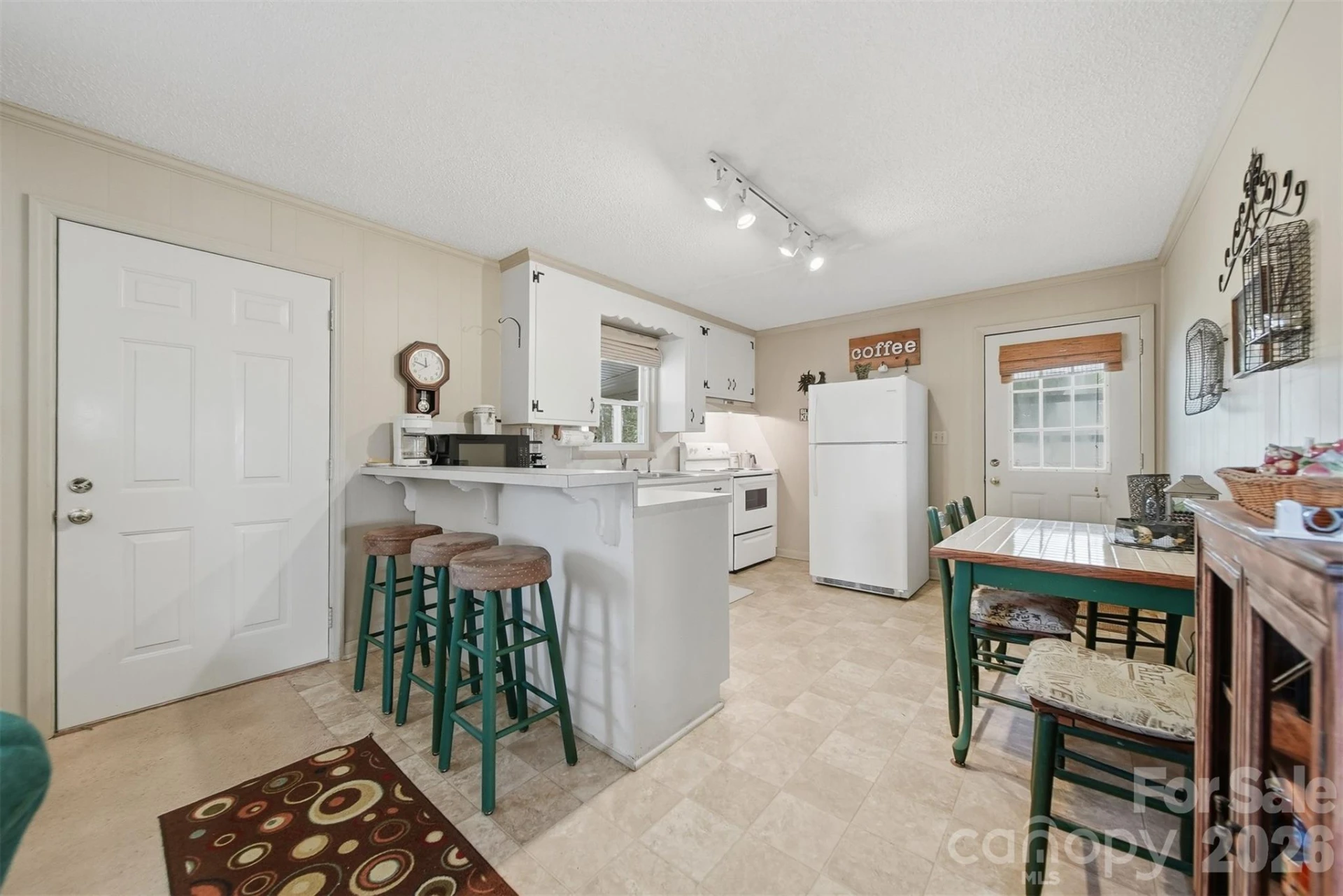 7218 Martin Road - Photo 10