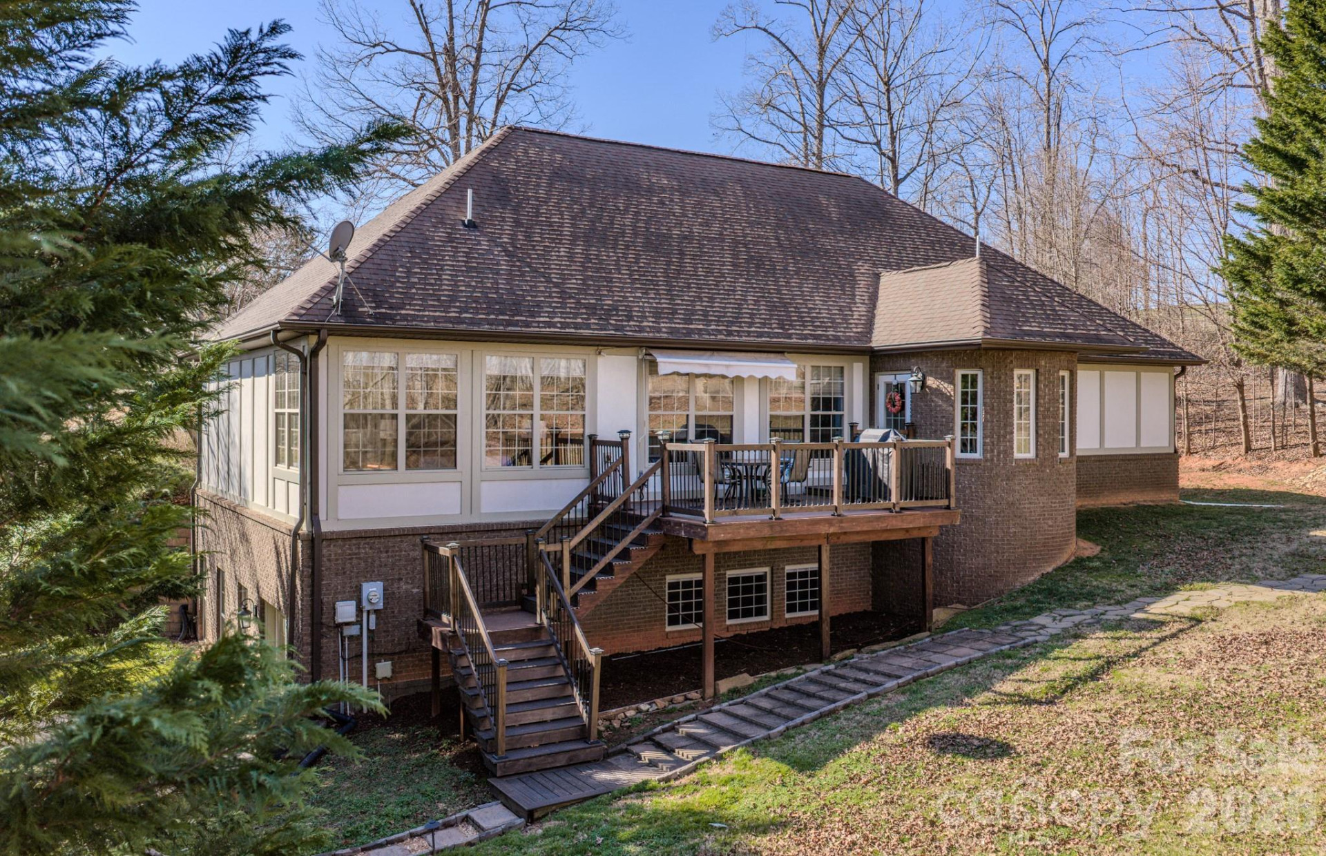 3975 Plantation Drive - Photo 4