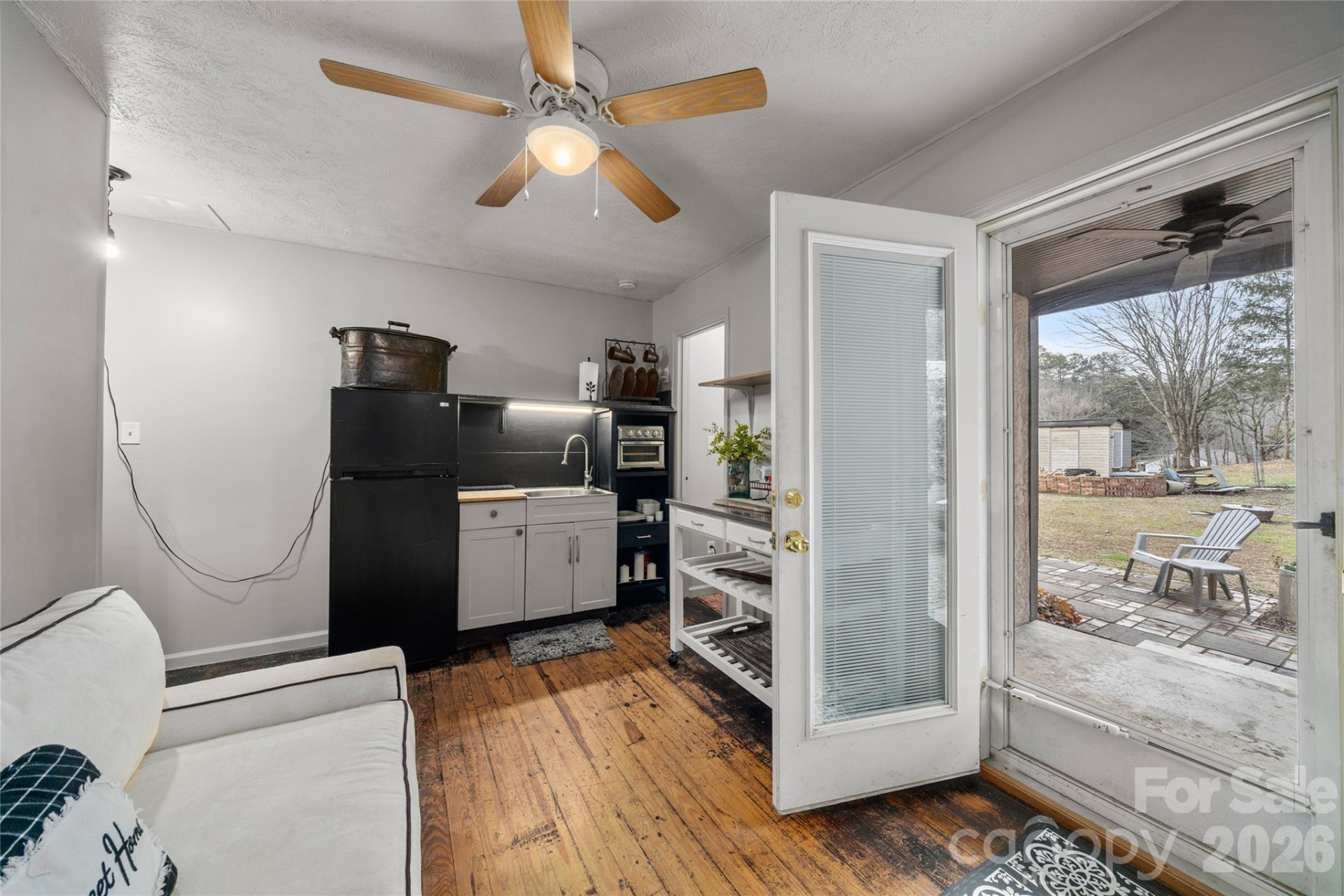 8 Linda Vista Drive - Photo 11