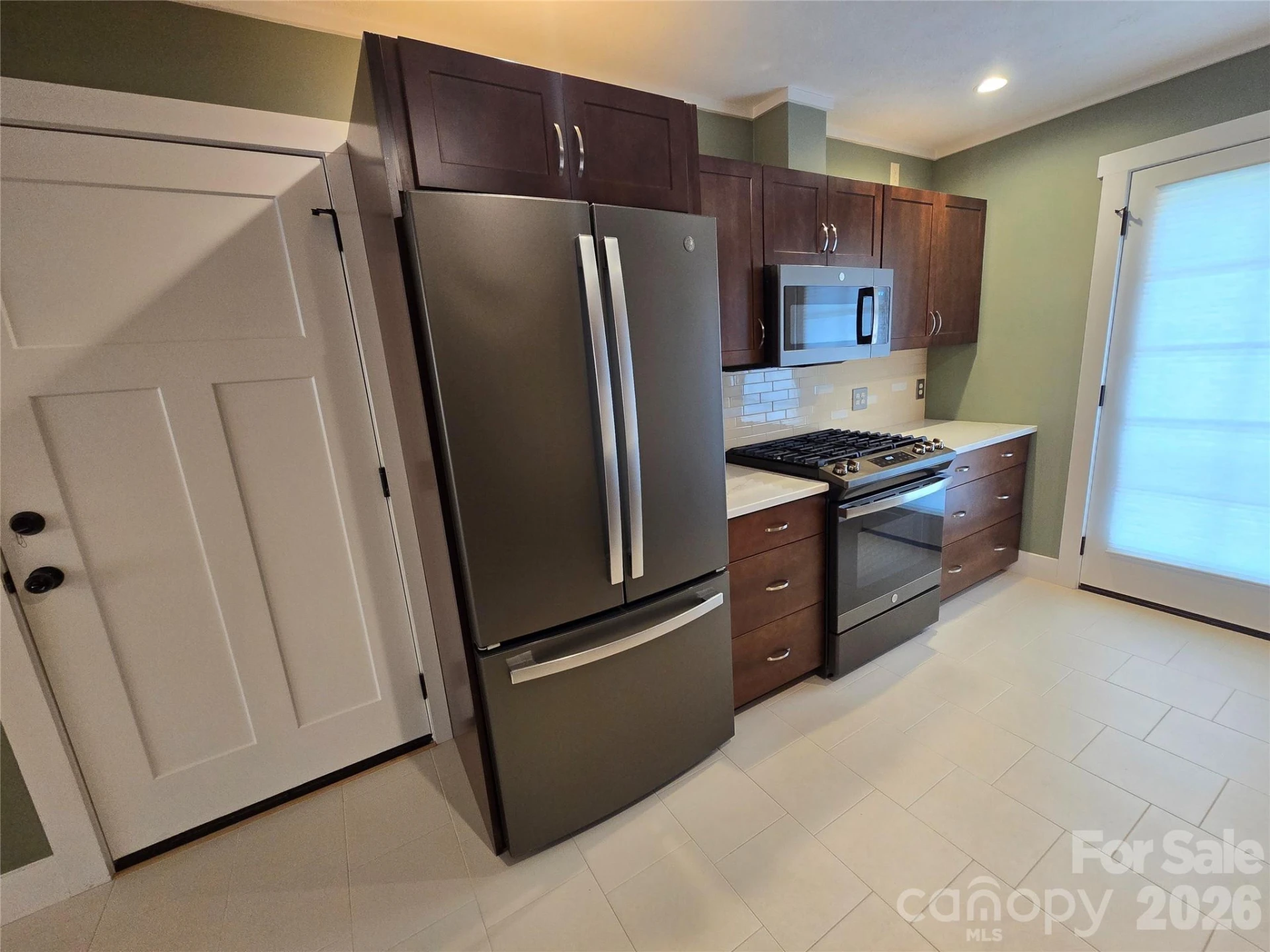 100 Chapel Road - Photo 18
