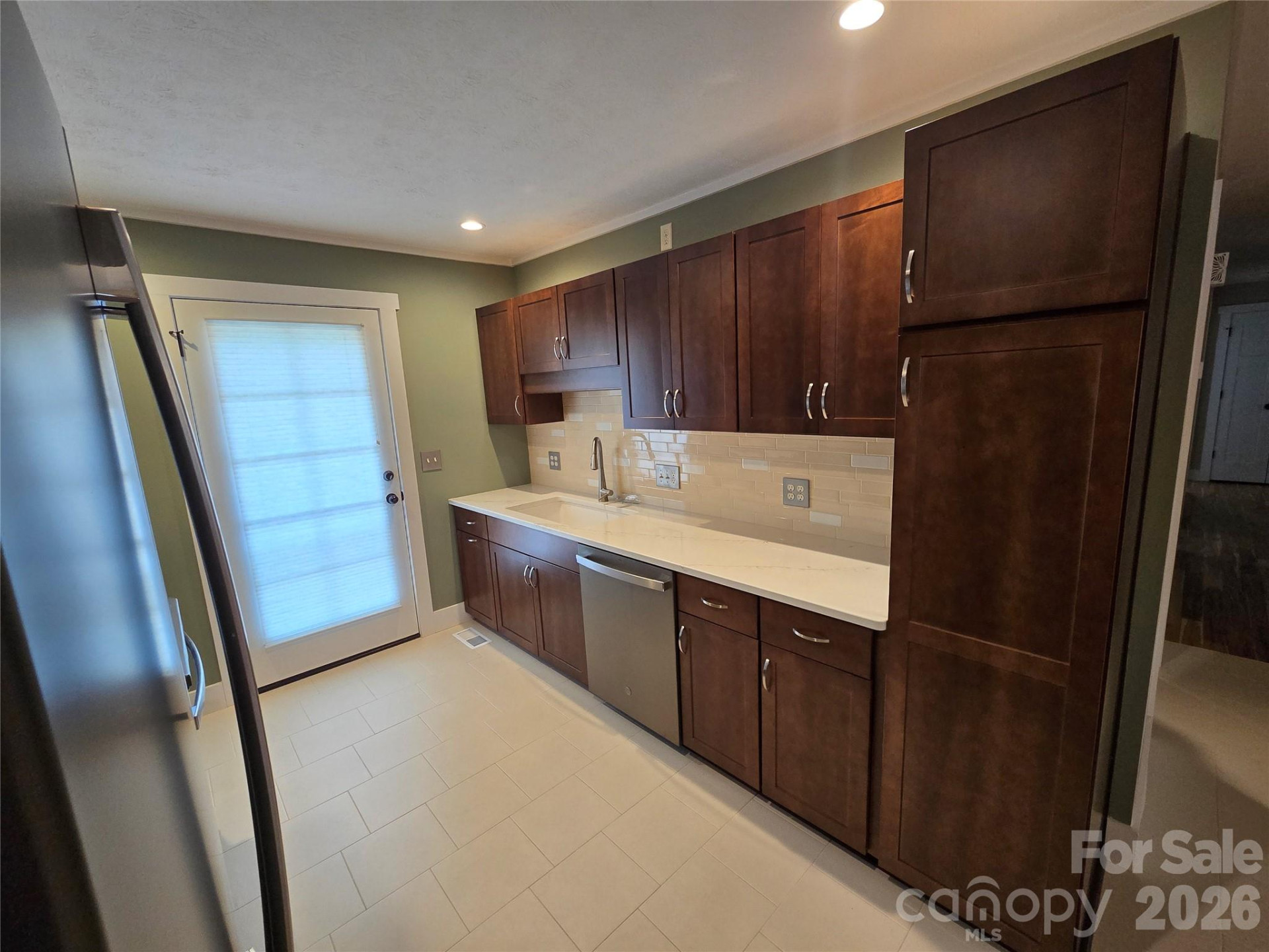 100 Chapel Road - Photo 19