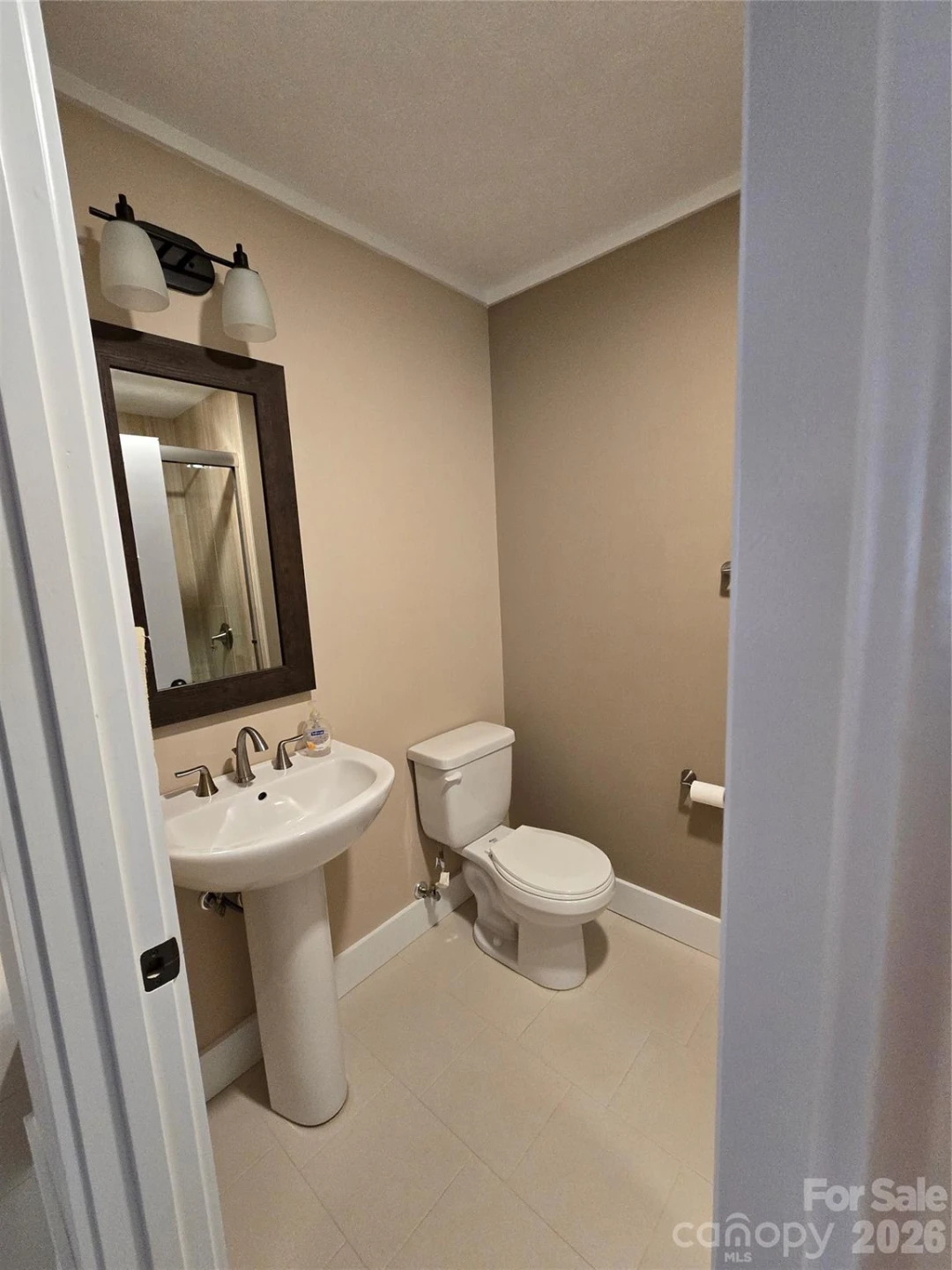 100 Chapel Road - Photo 21