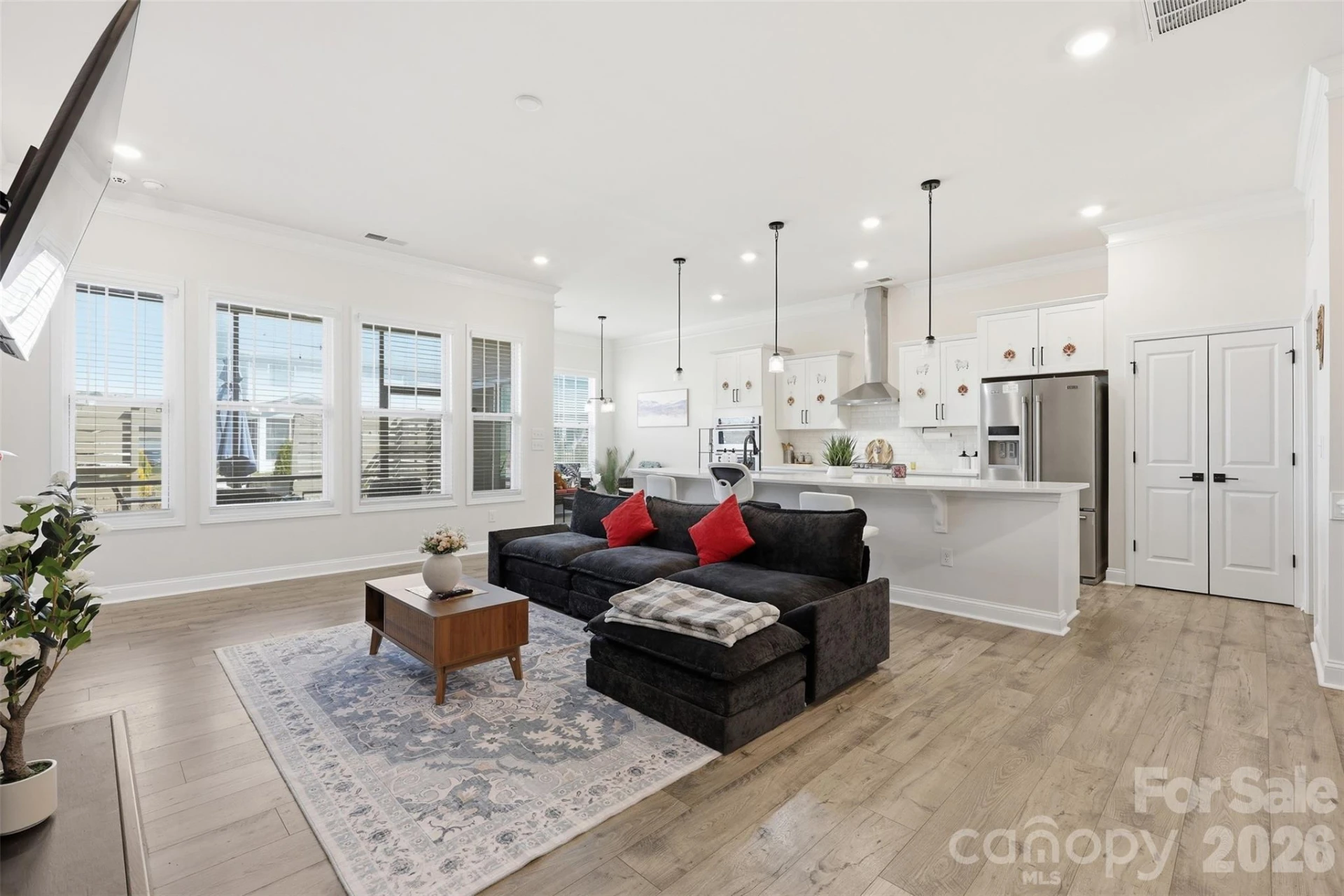 9120 Vecchio Drive - Photo 8