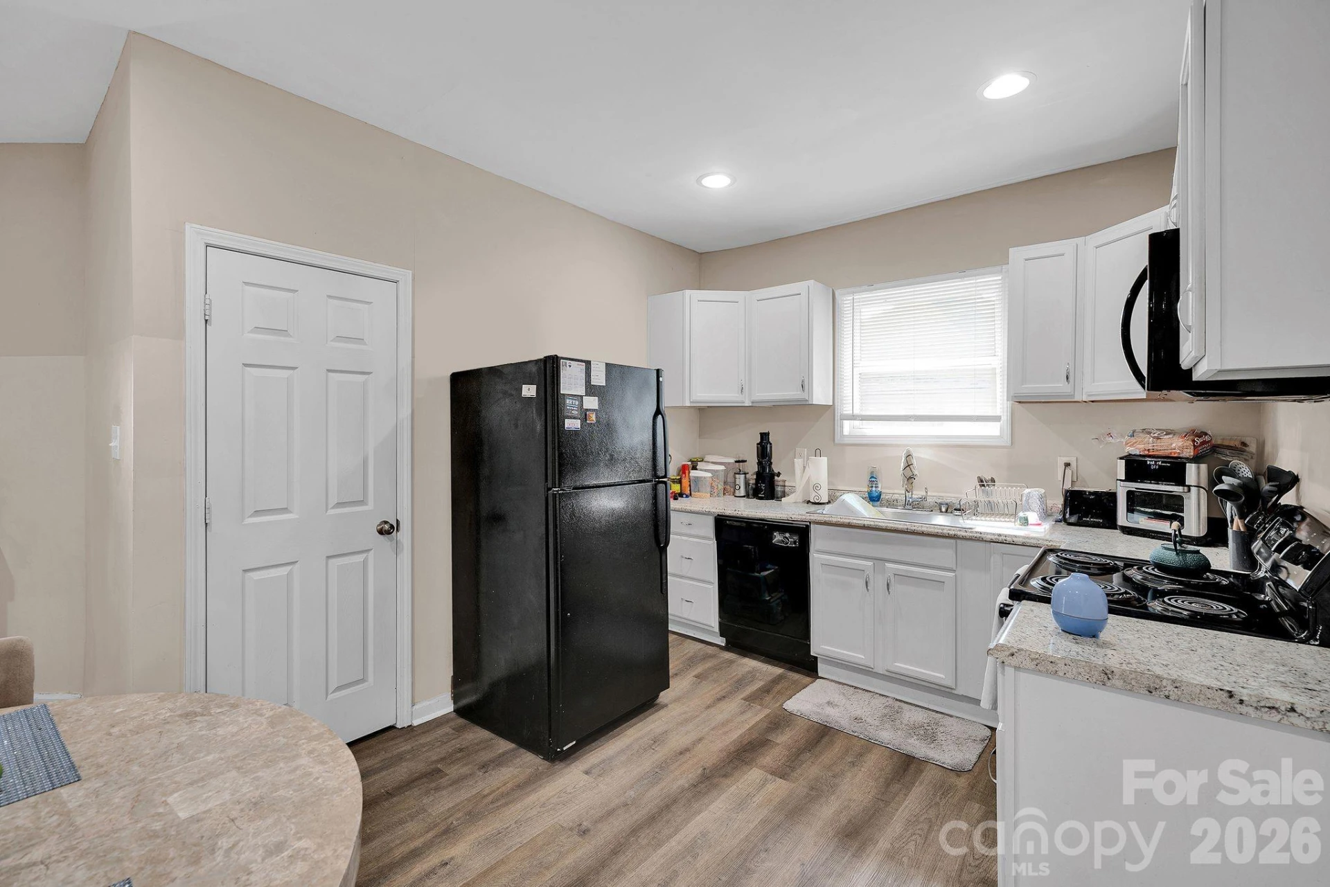 309 Highland Street - Photo 10