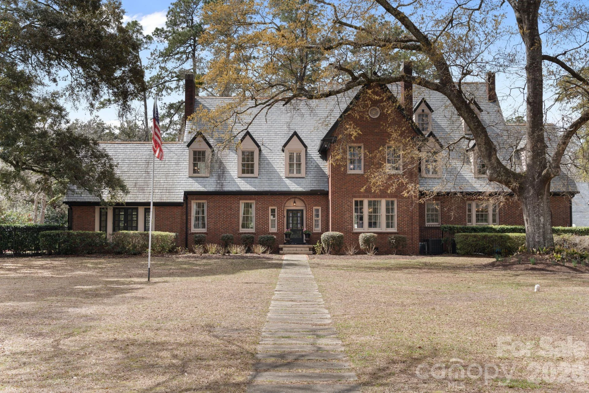 1503 Elm Street - Photo 3