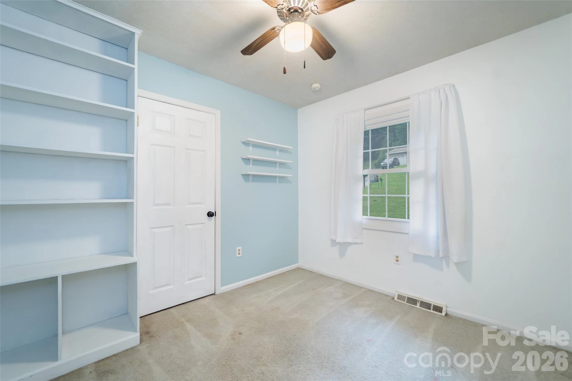 6 Hillview Circle - Photo 11