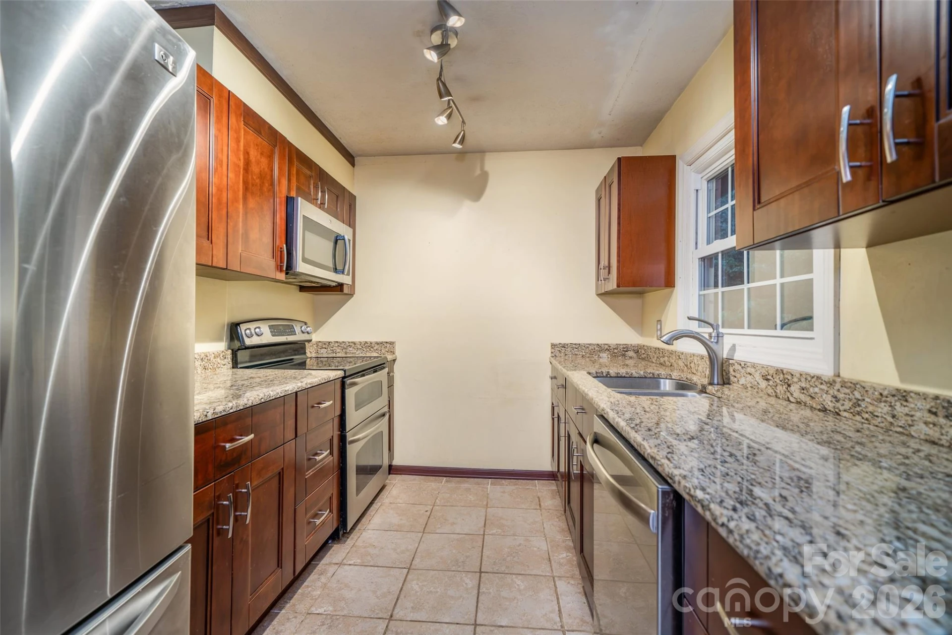 6 Hillview Circle - Photo 7