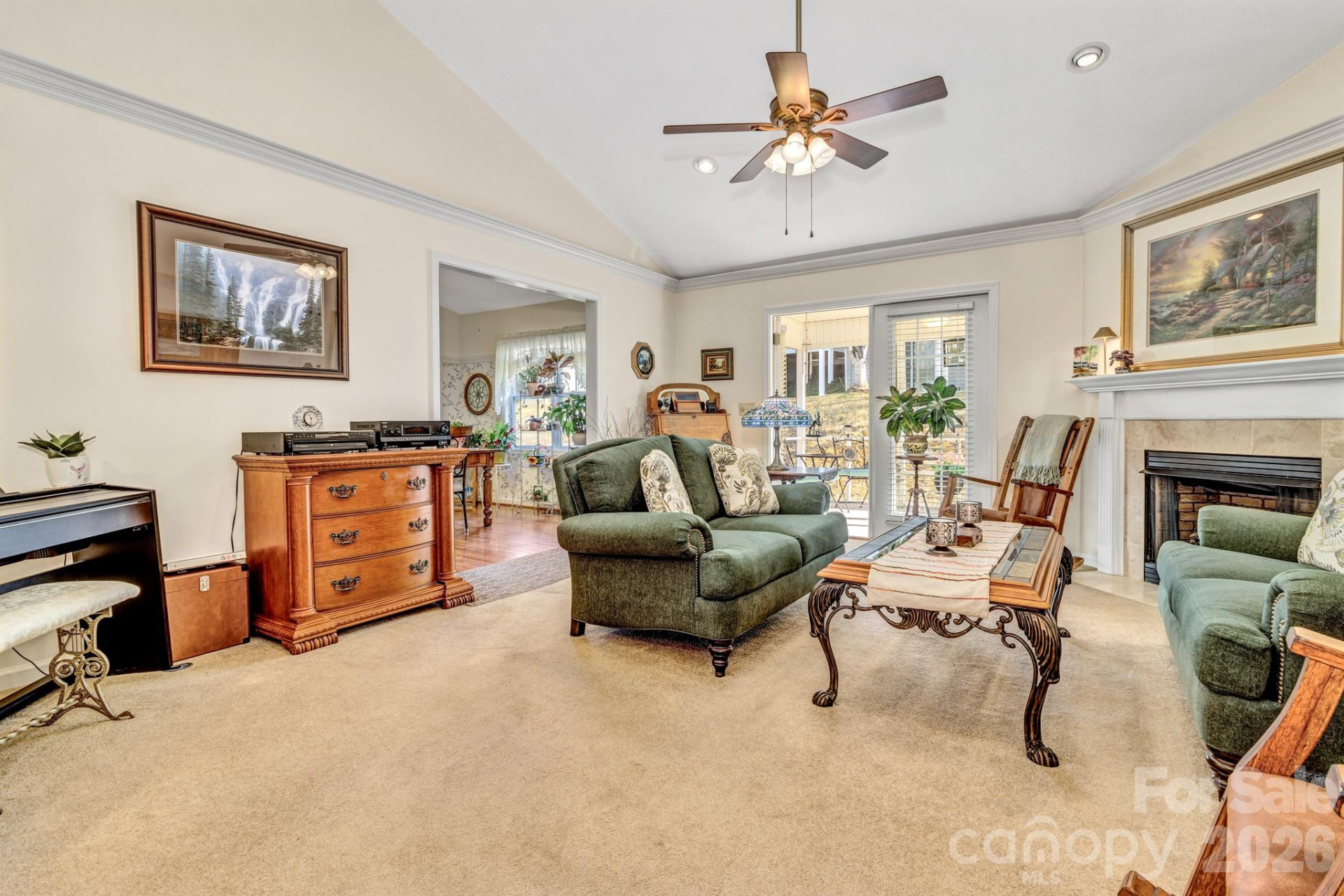 333 Charlestown Drive - Photo 8