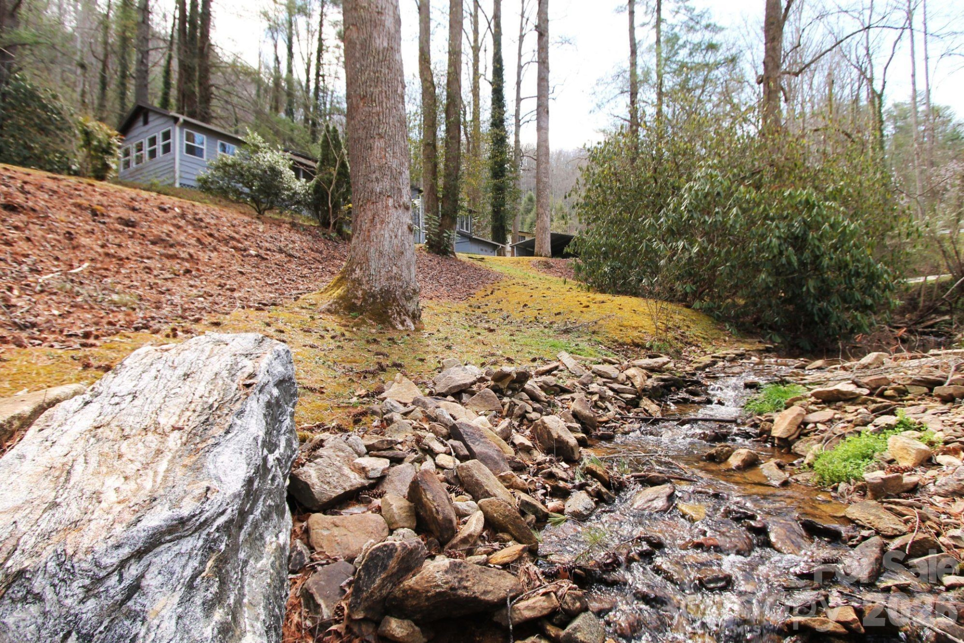 407 Turley Falls Road - Photo 2