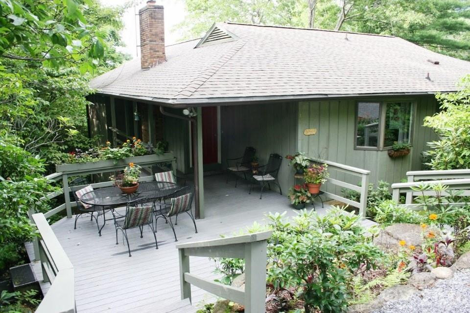 31 Rhododendron Road