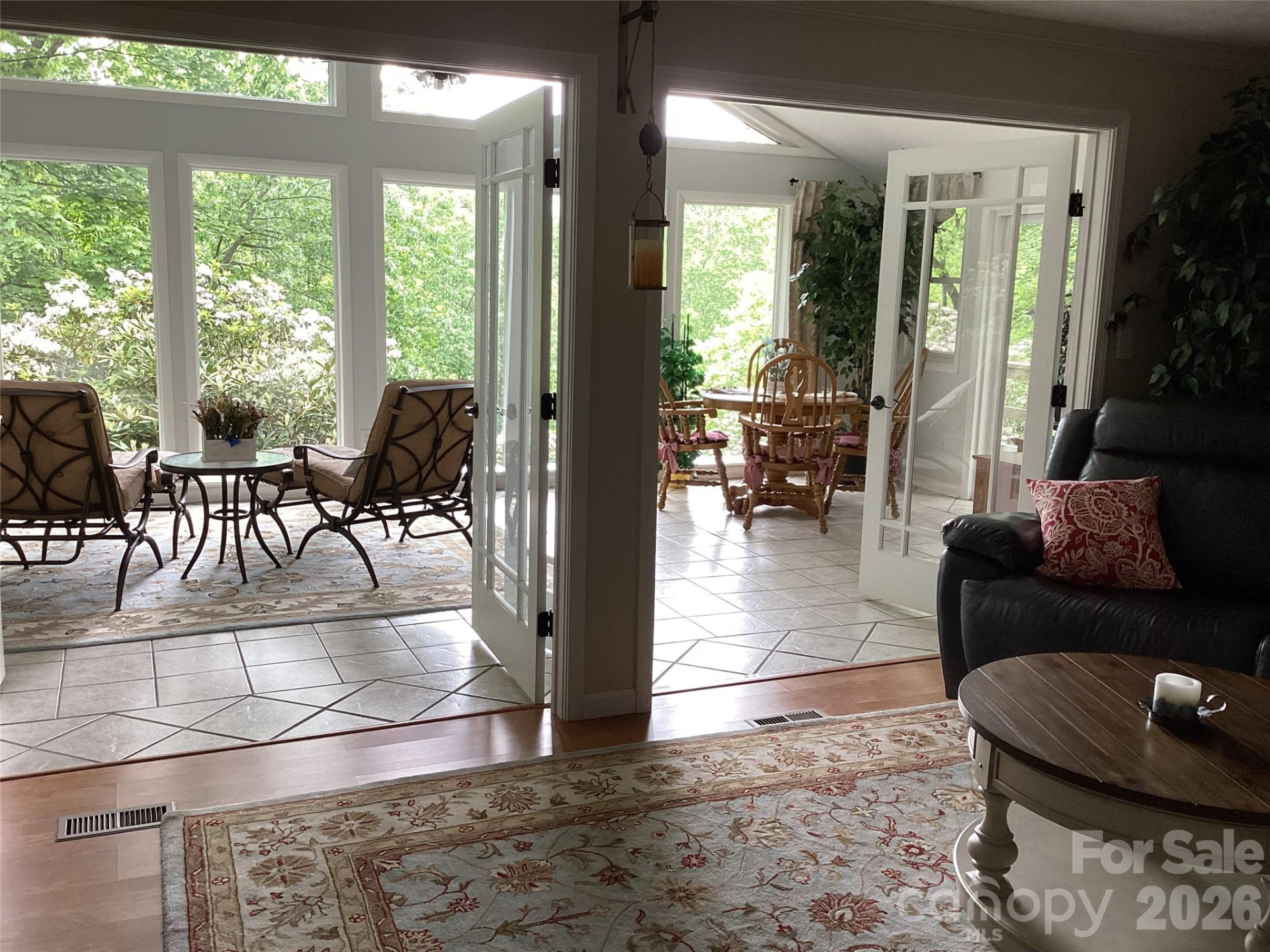 31 Rhododendron Road - Photo 2