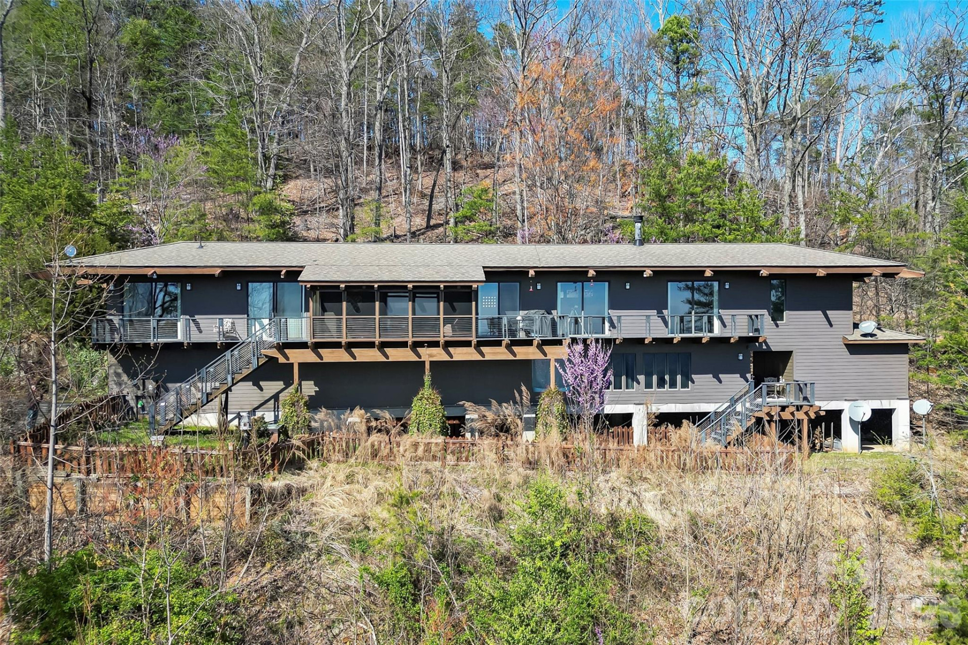 807 Pinnacle Parkway - Photo 3