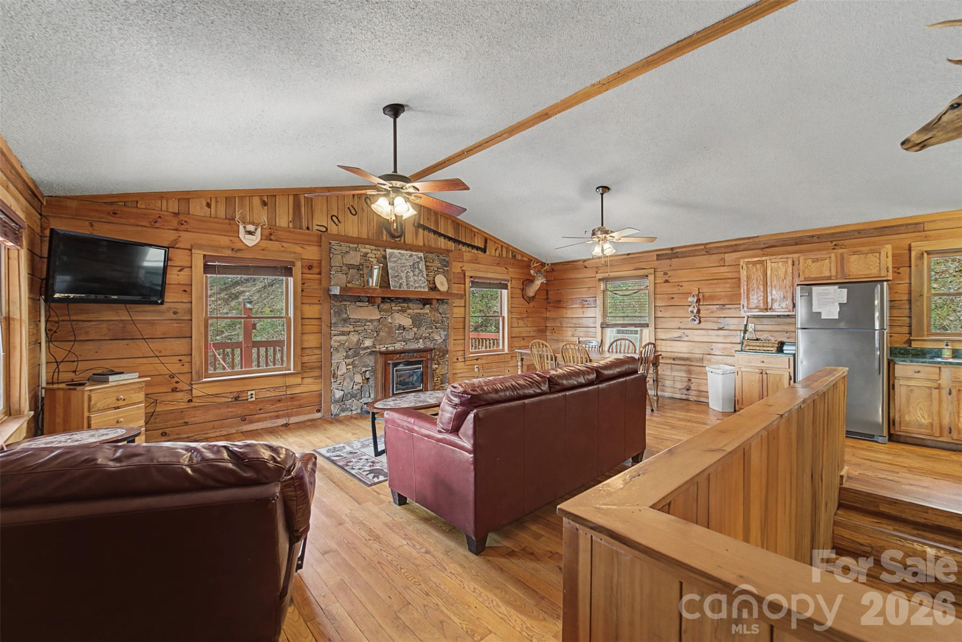 306 Forget Me Not Lane - Photo 4