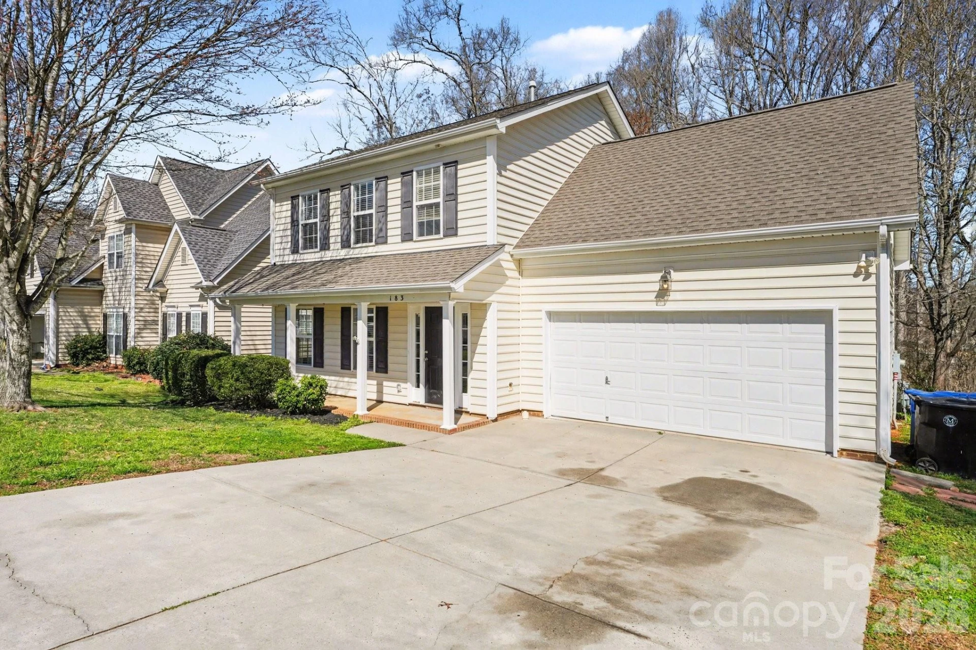 183 Everett Park Drive - Photo 2