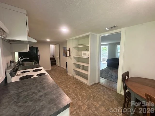 10 Chigger Ridge Road - Photo 4