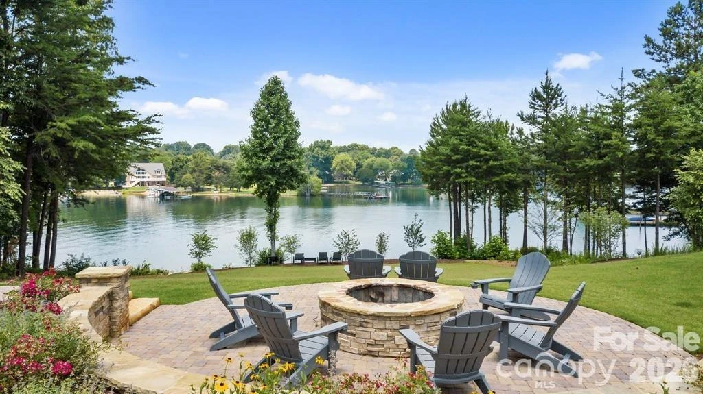 146 Beacon Drive #D - Photo 3