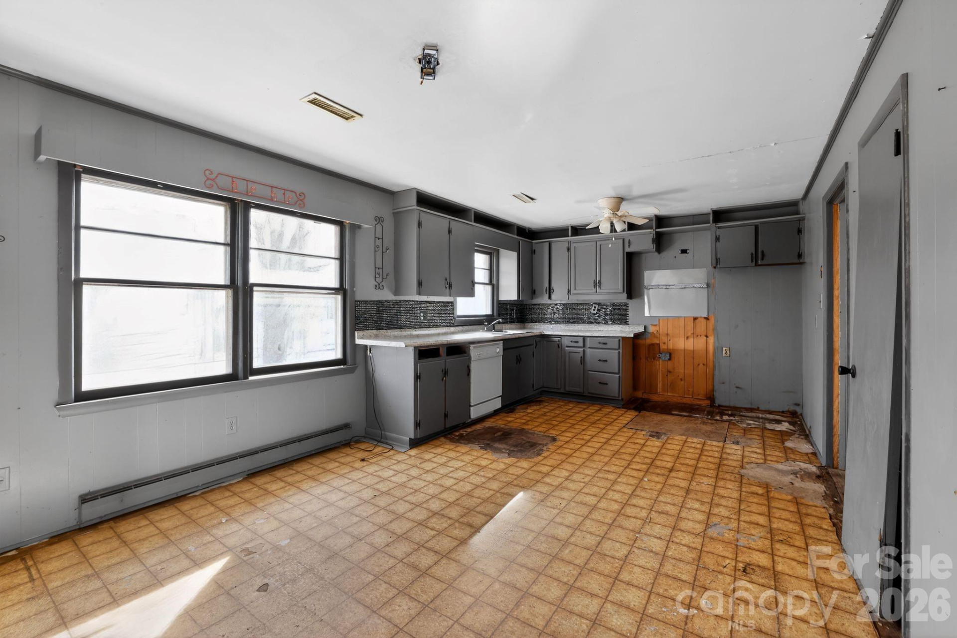 167 Short Road - Photo 7