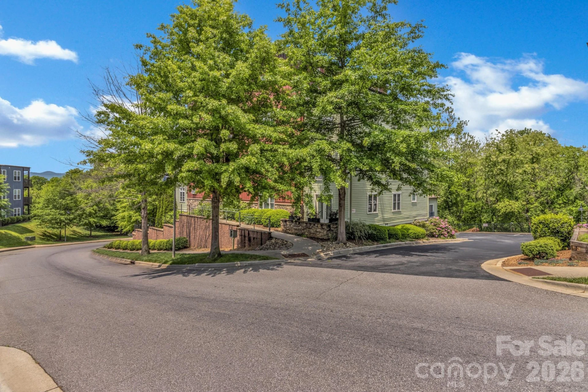 400 Skyloft Drive #102 - Photo 41