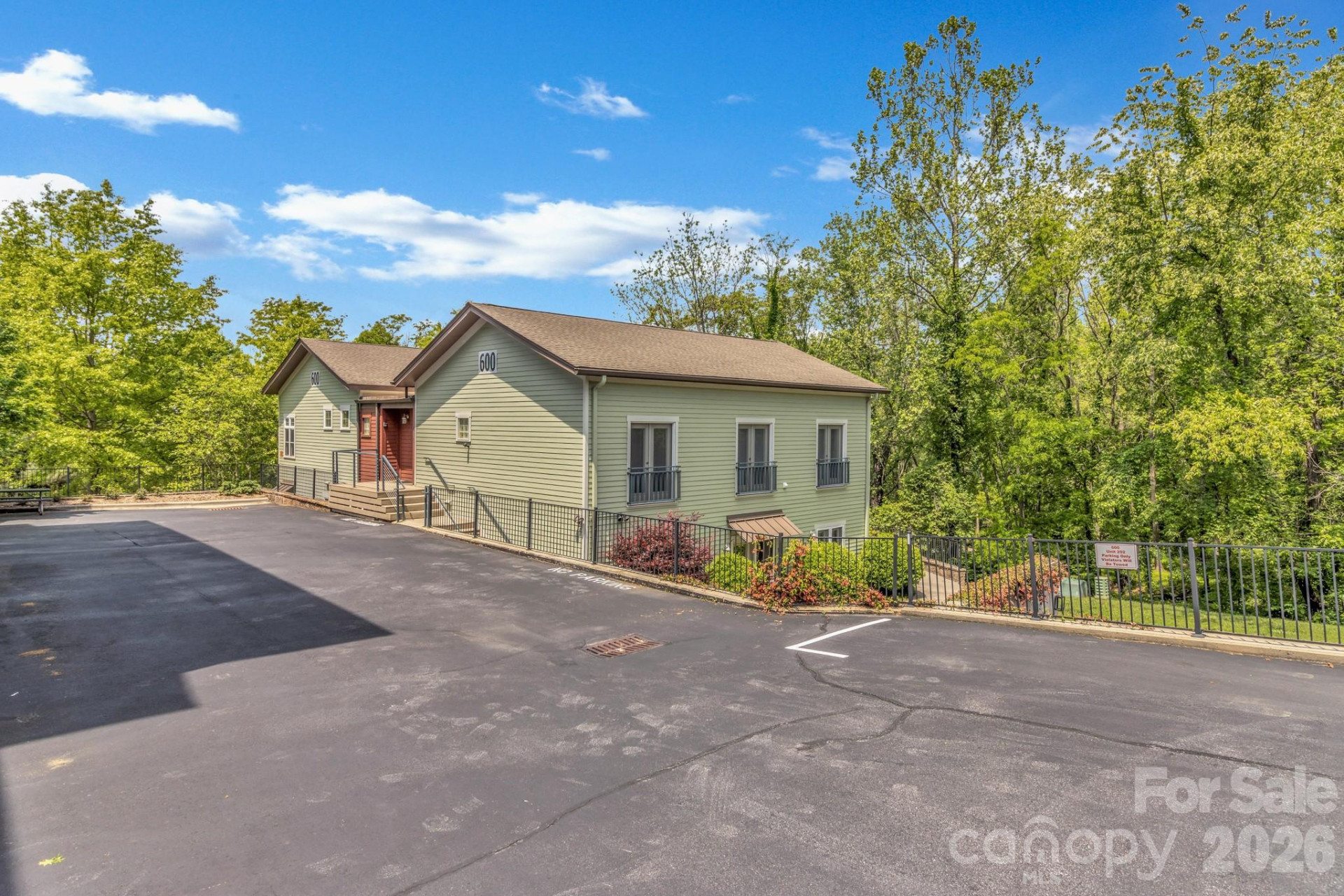 400 Skyloft Drive #102 - Photo 43