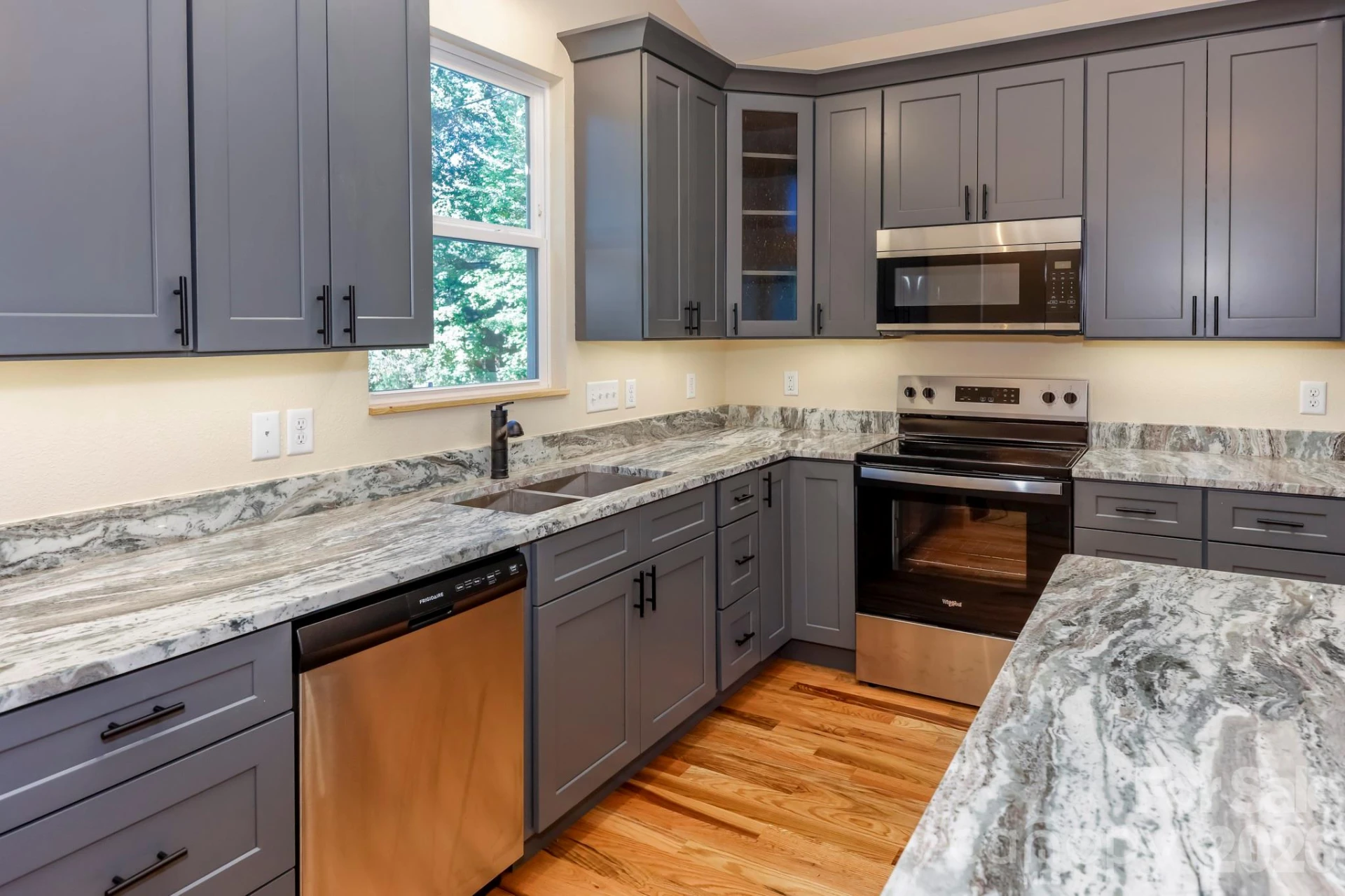 272 Seton Road - Photo 11