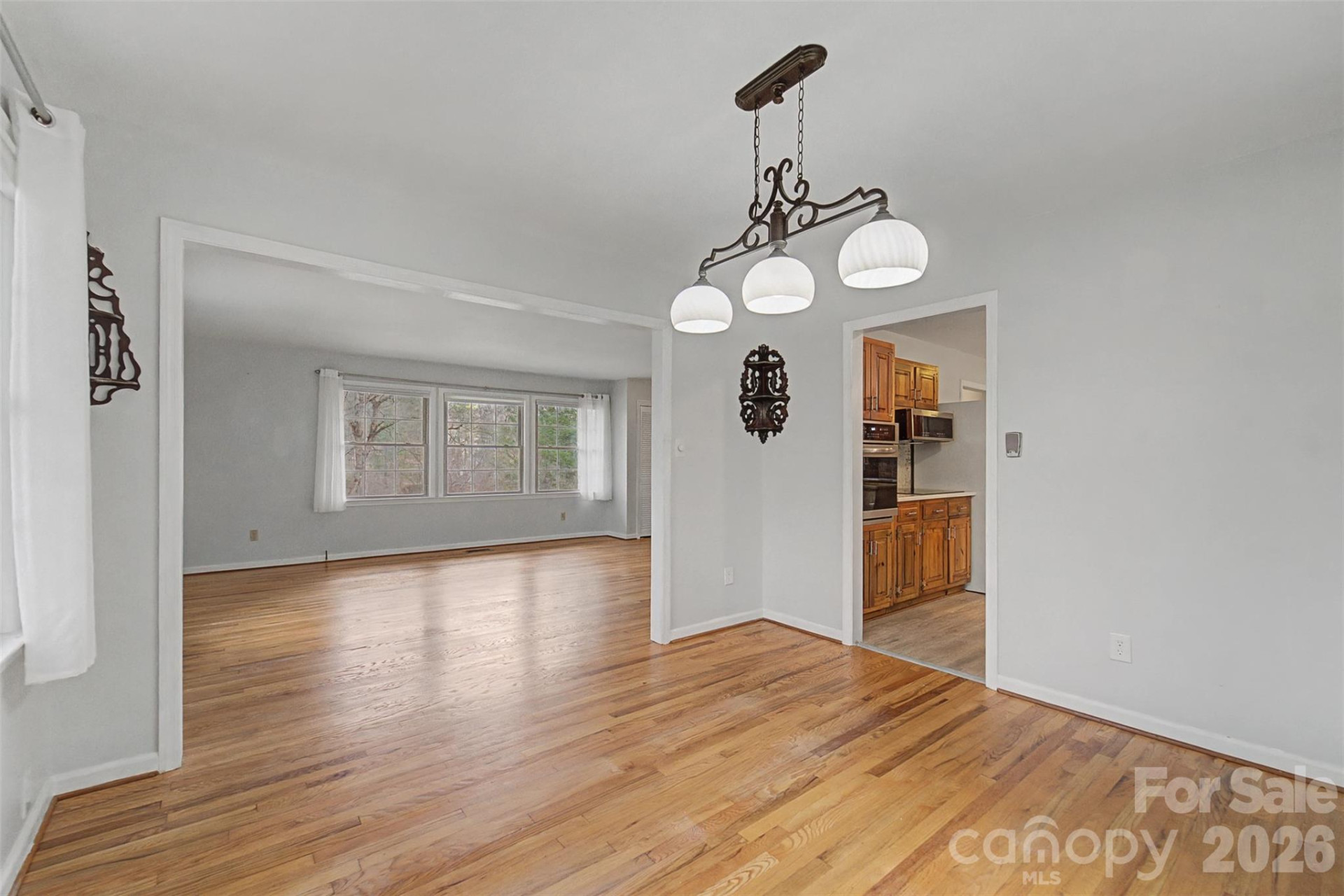 401 Country Club Drive - Photo 11