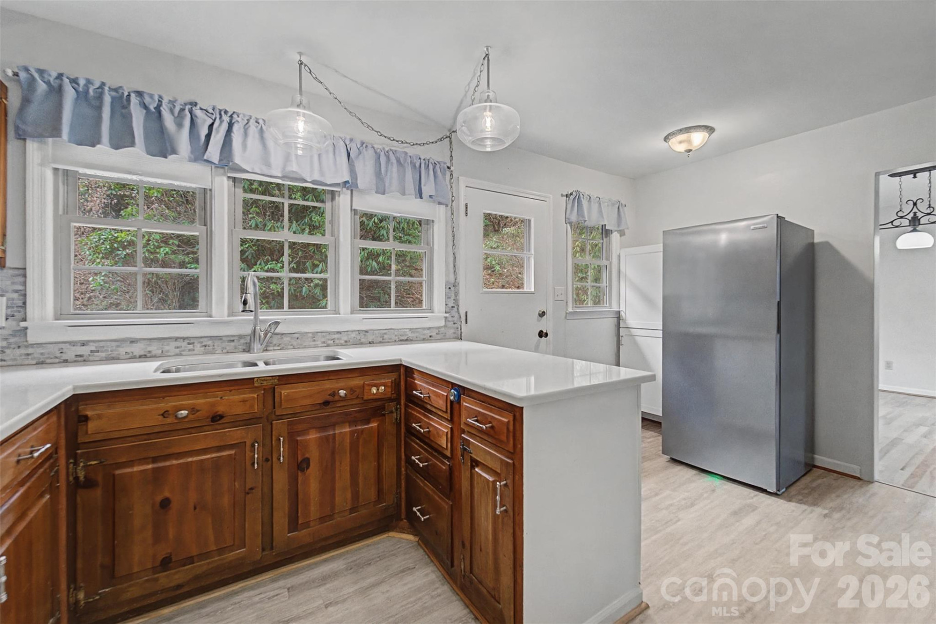 401 Country Club Drive - Photo 13