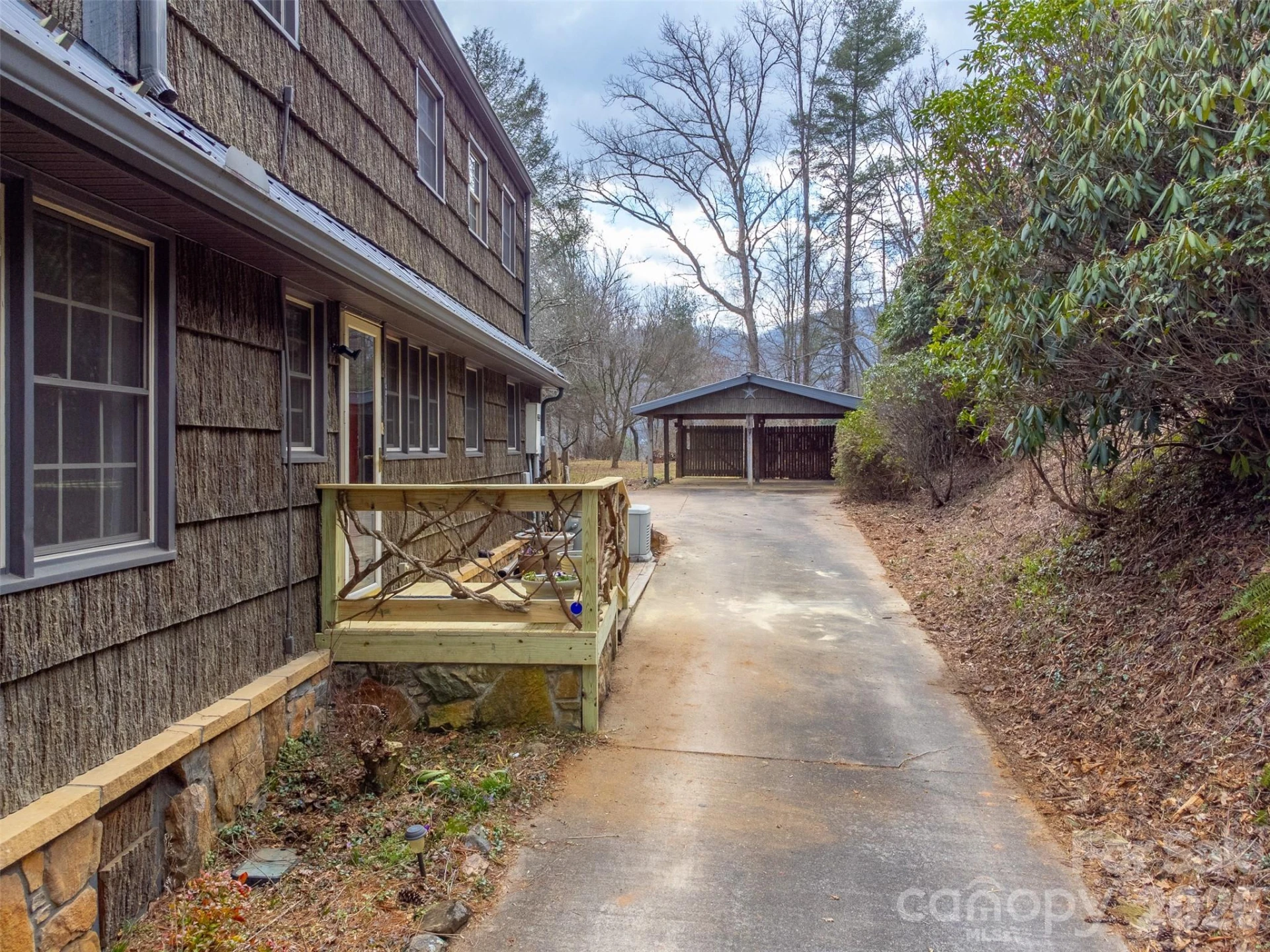 401 Country Club Drive - Photo 3