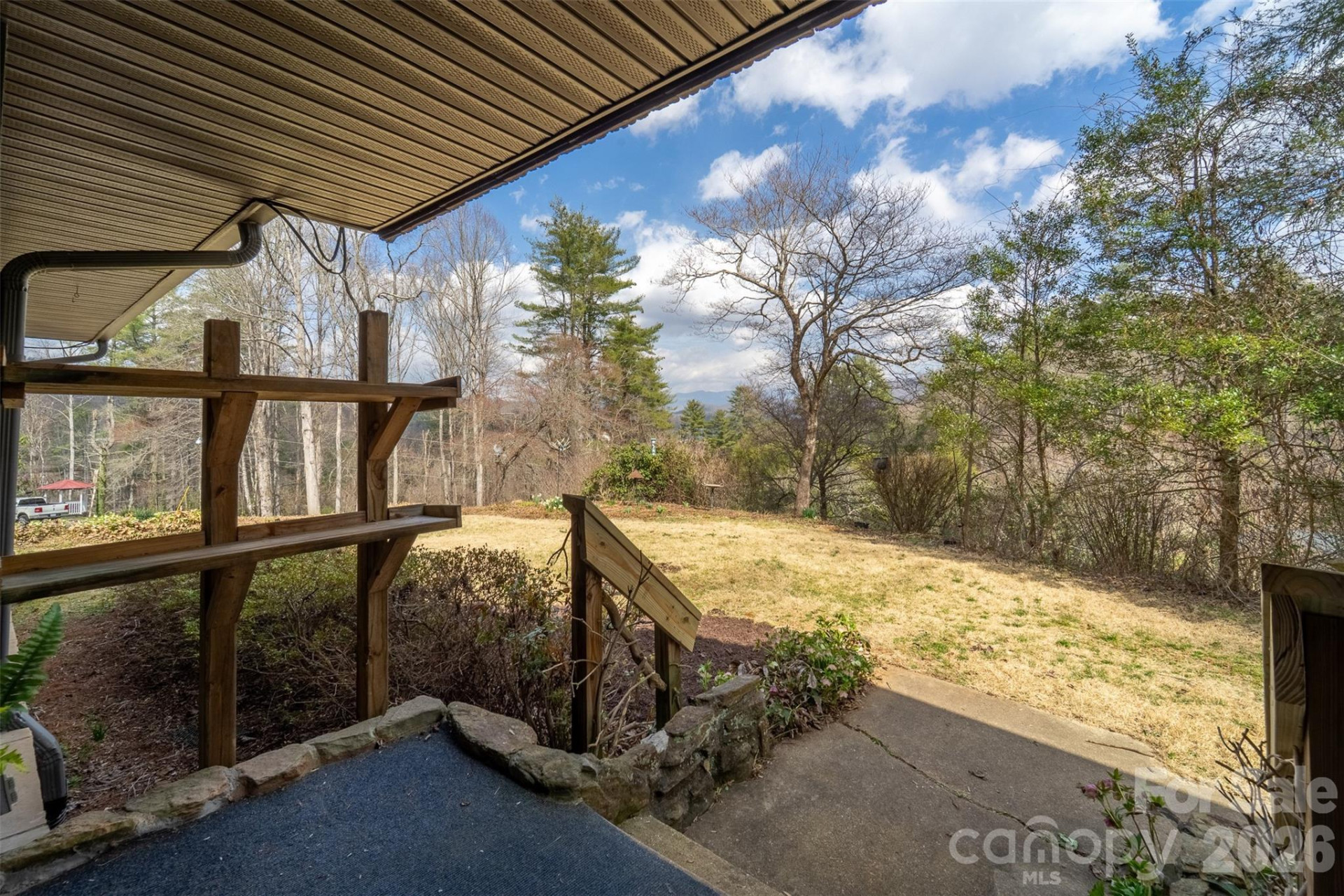 401 Country Club Drive - Photo 4