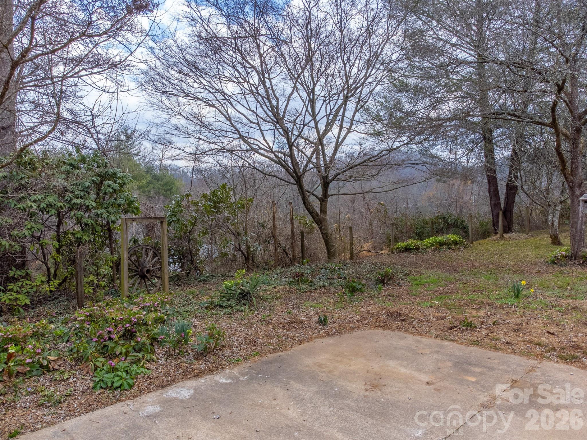 401 Country Club Drive - Photo 32