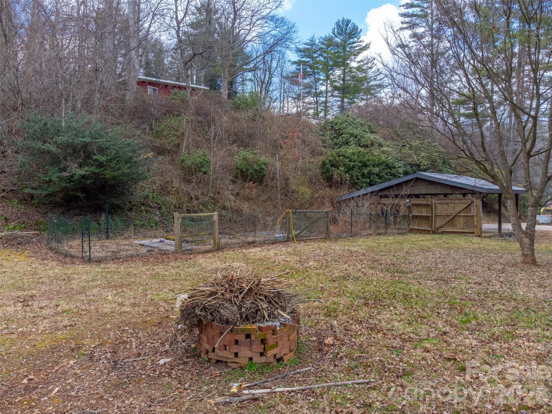 401 Country Club Drive - Photo 36