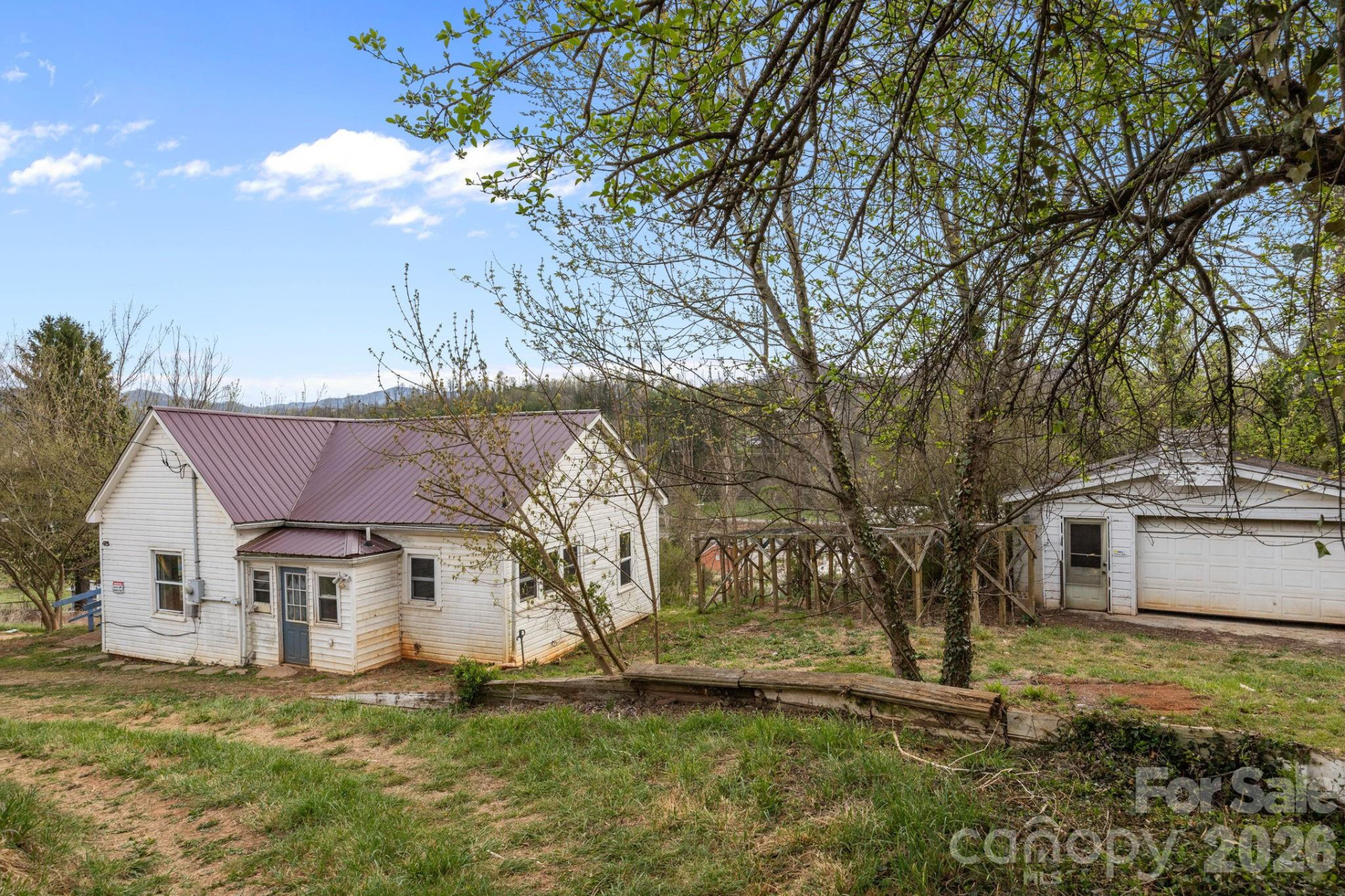 161 Pandora Circle - Photo 2