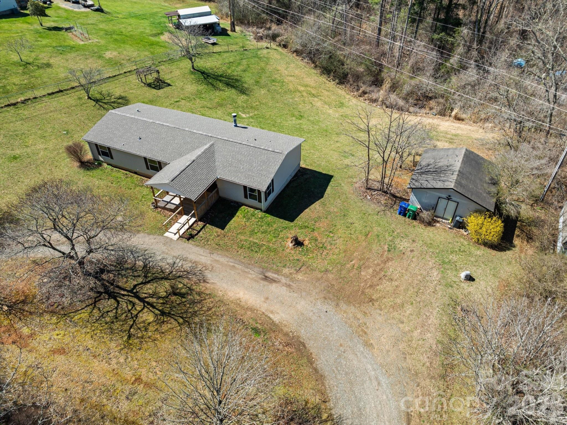 18 Ford Valley Road - Photo 4