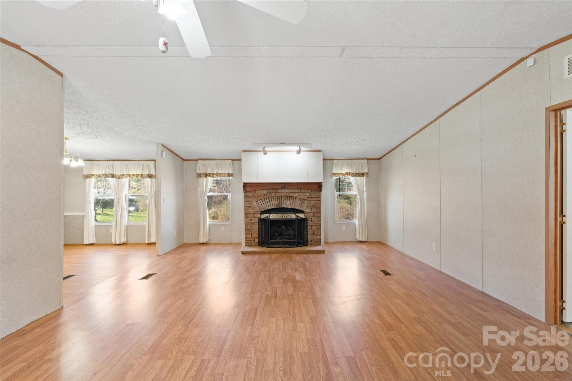 18 Ford Valley Road - Photo 7