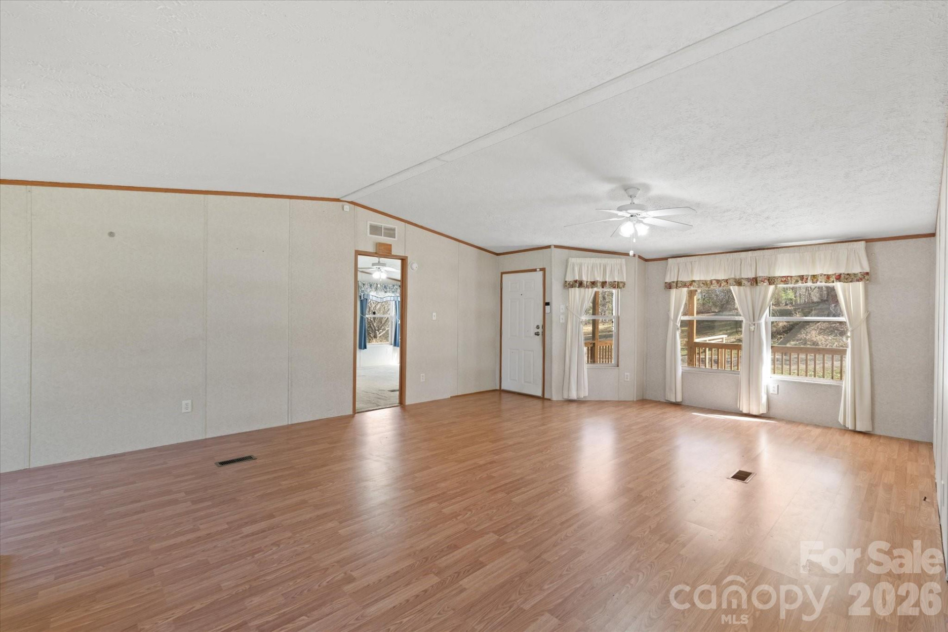 18 Ford Valley Road - Photo 8