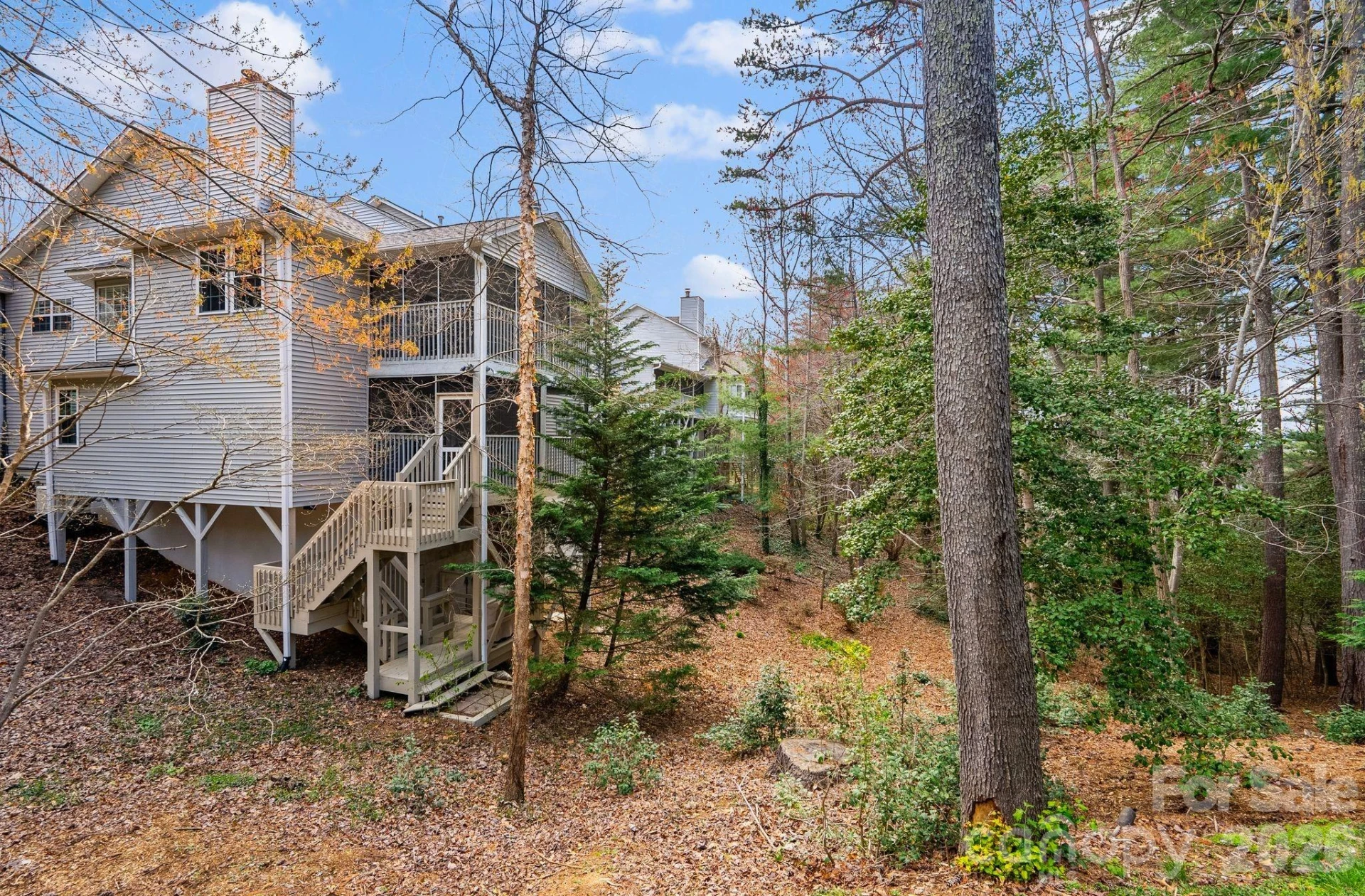 100 Thistle Knoll Court - Photo 4