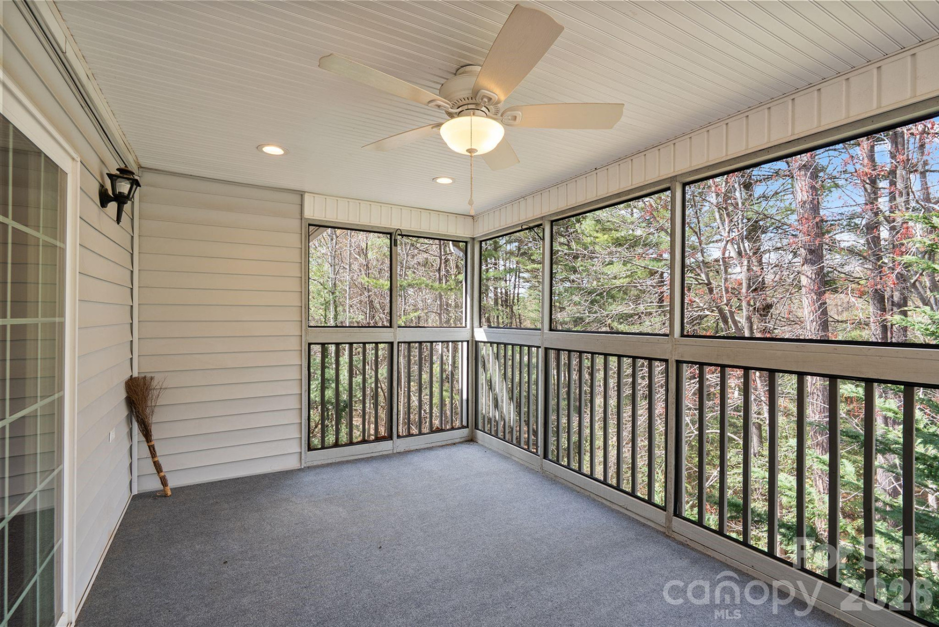100 Thistle Knoll Court - Photo 30