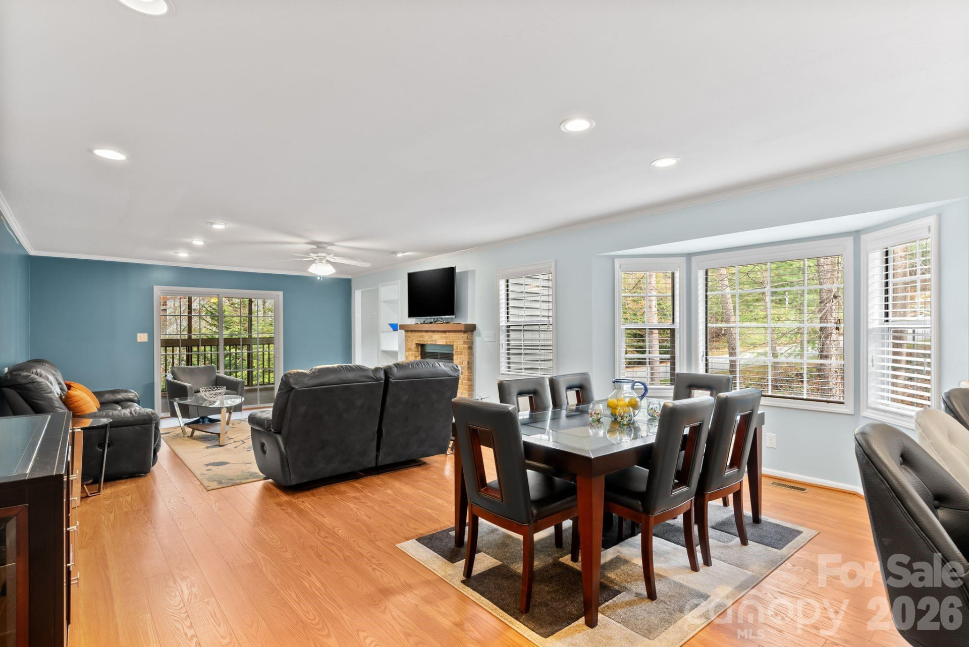 100 Thistle Knoll Court - Photo 5