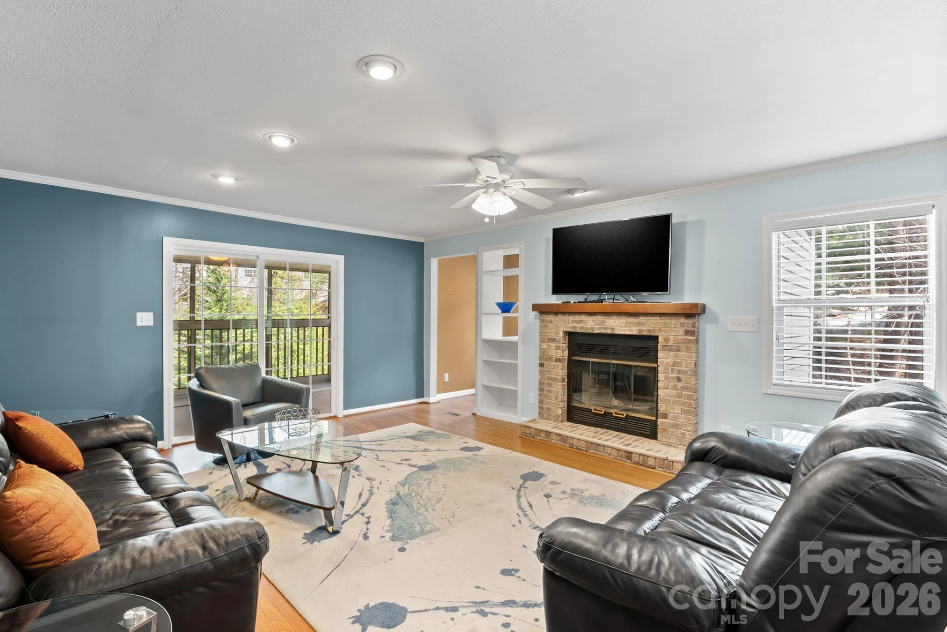 100 Thistle Knoll Court - Photo 8