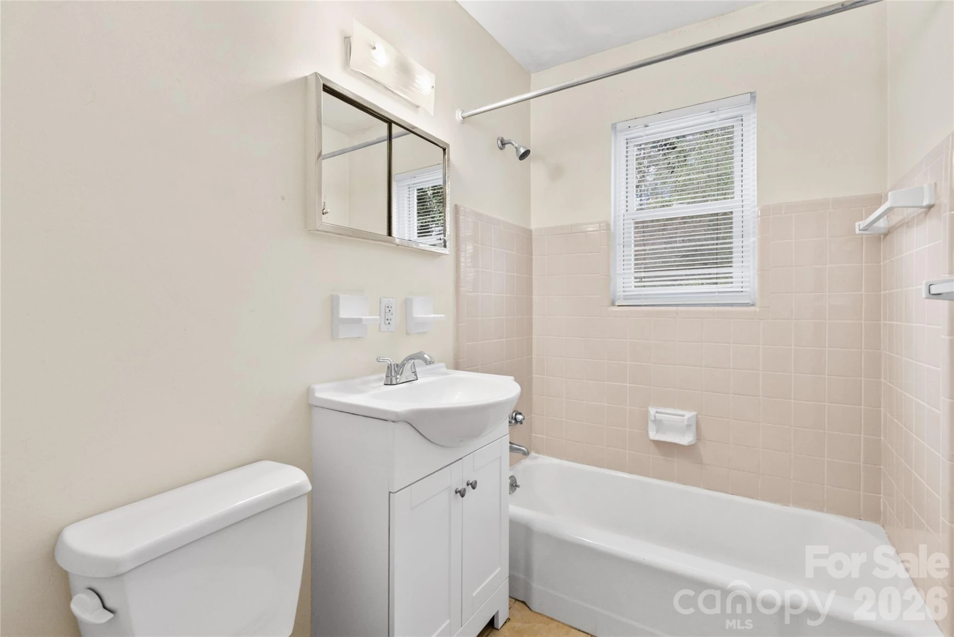1 Clearbrook Road - Photo 15